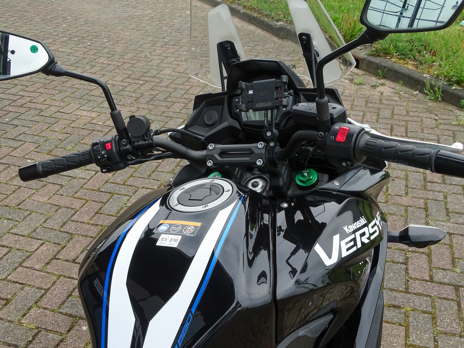 KAWASAKI - VERSYS 650