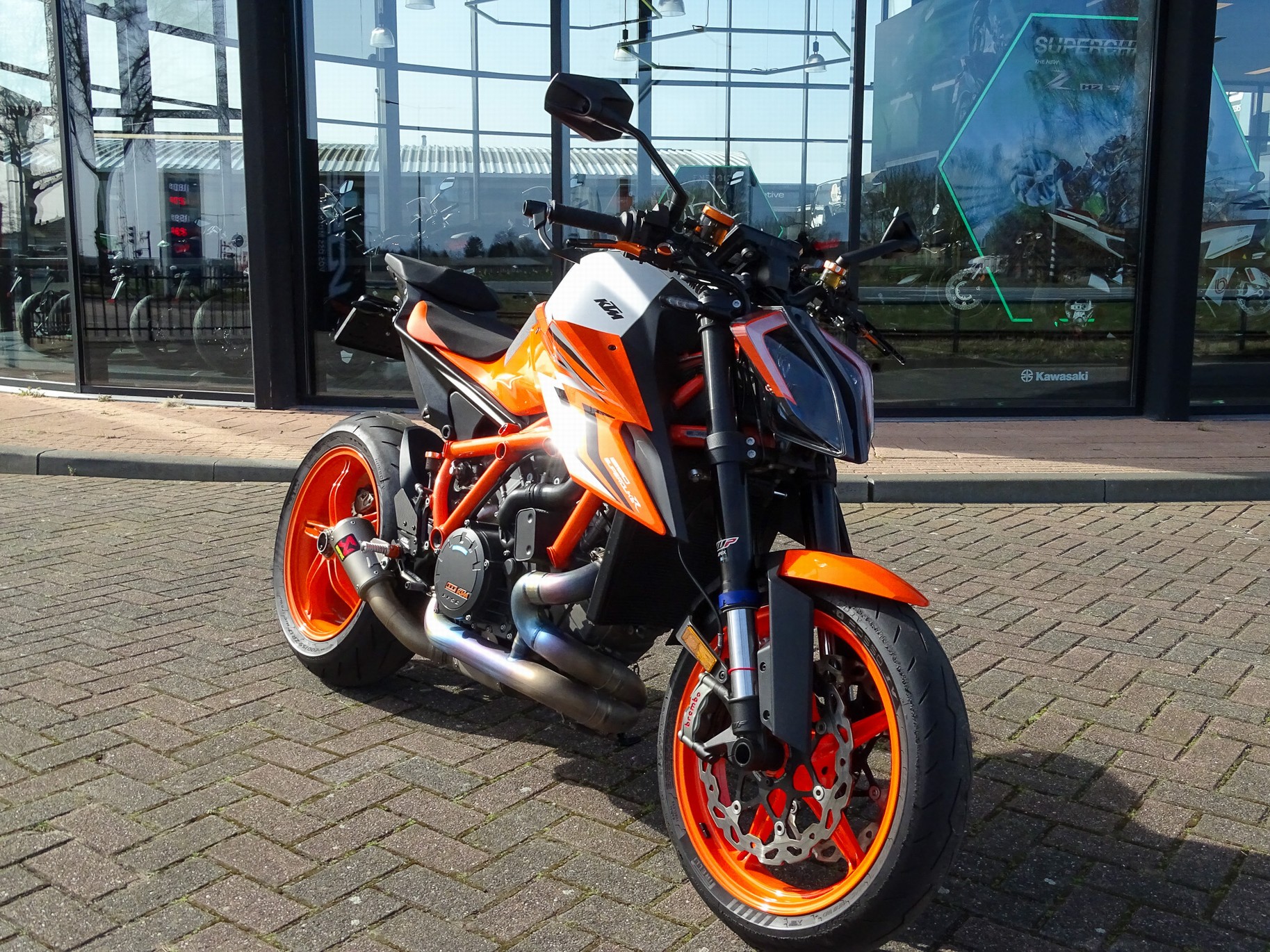 KTM 1290 SUPER DUKE R EVO