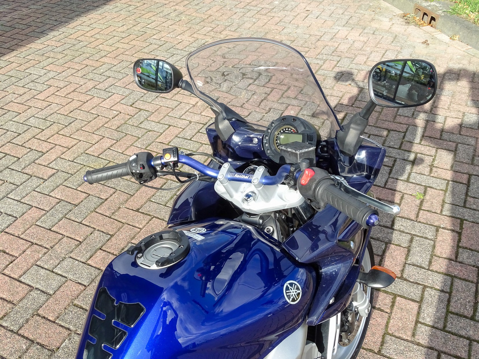 YAMAHA FZ6-S FAZER
