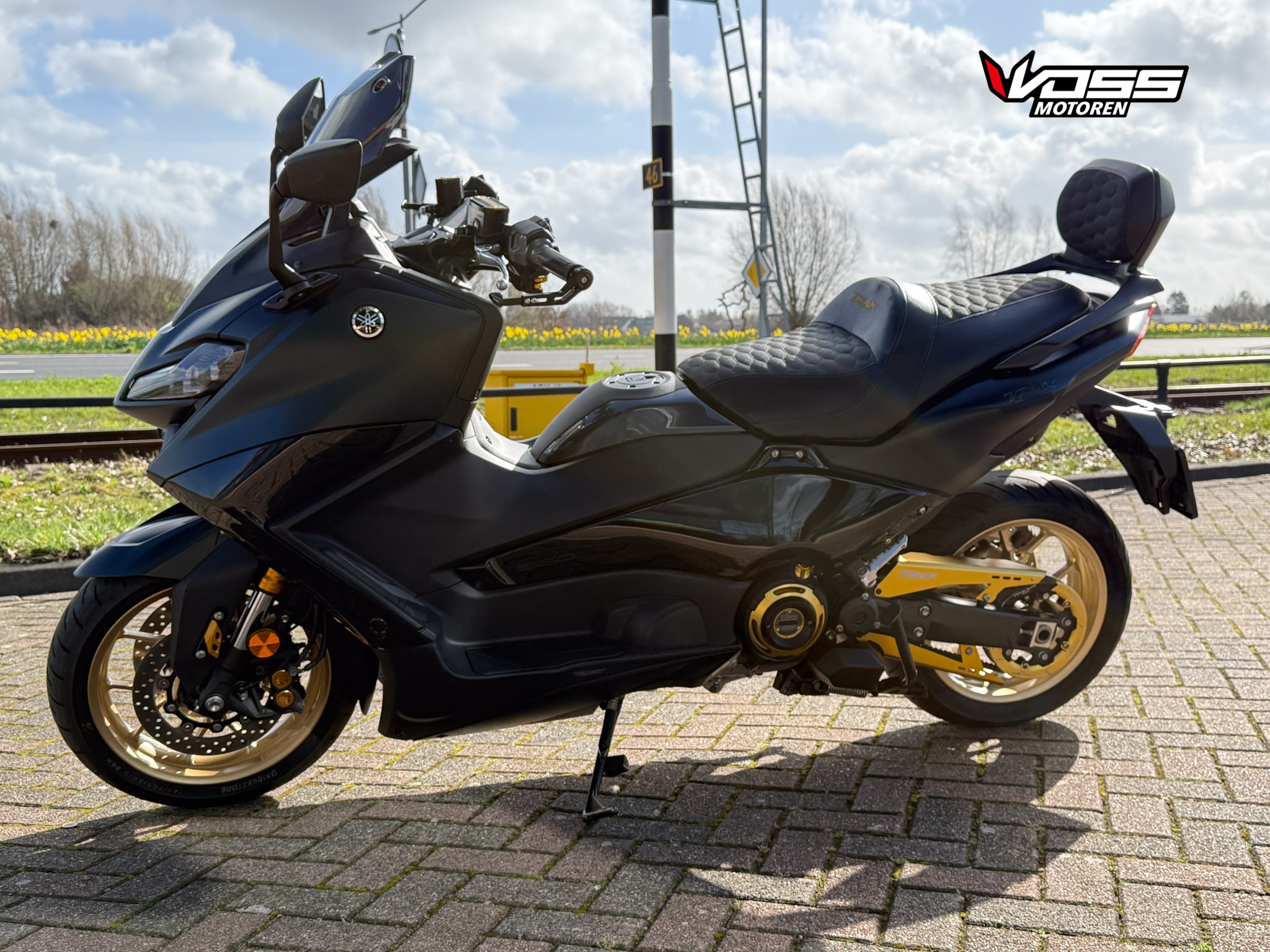 YAMAHA T-MAX TECH MAX