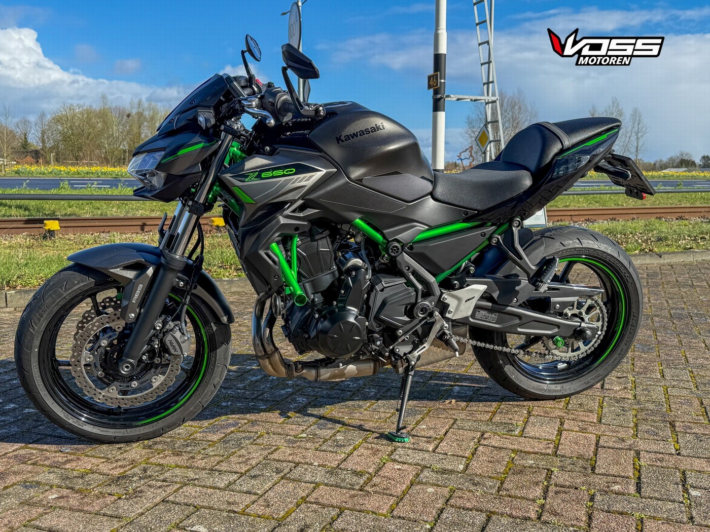 KAWASAKI Z650