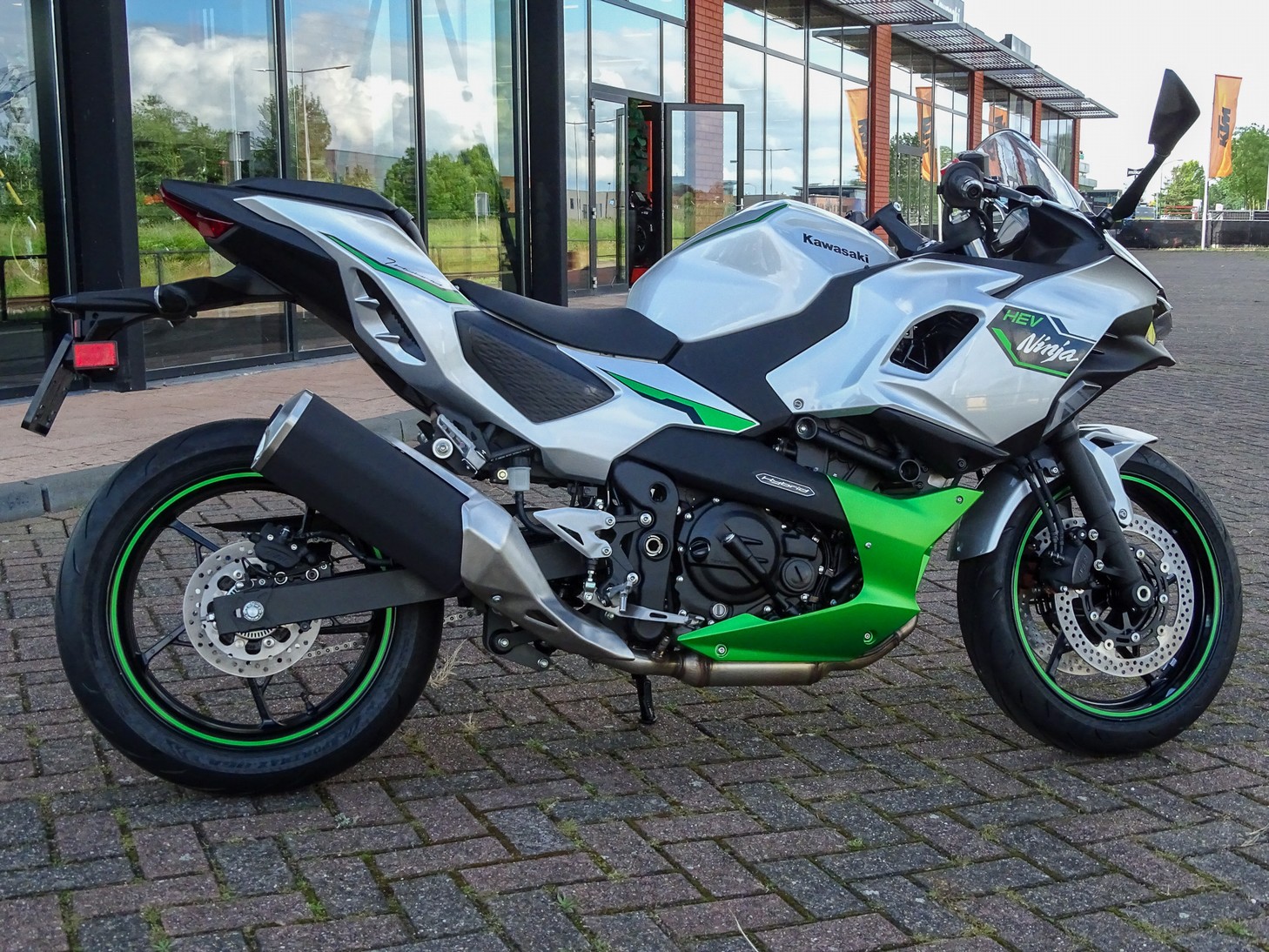 KAWASAKI NINJA 7 HYBRID