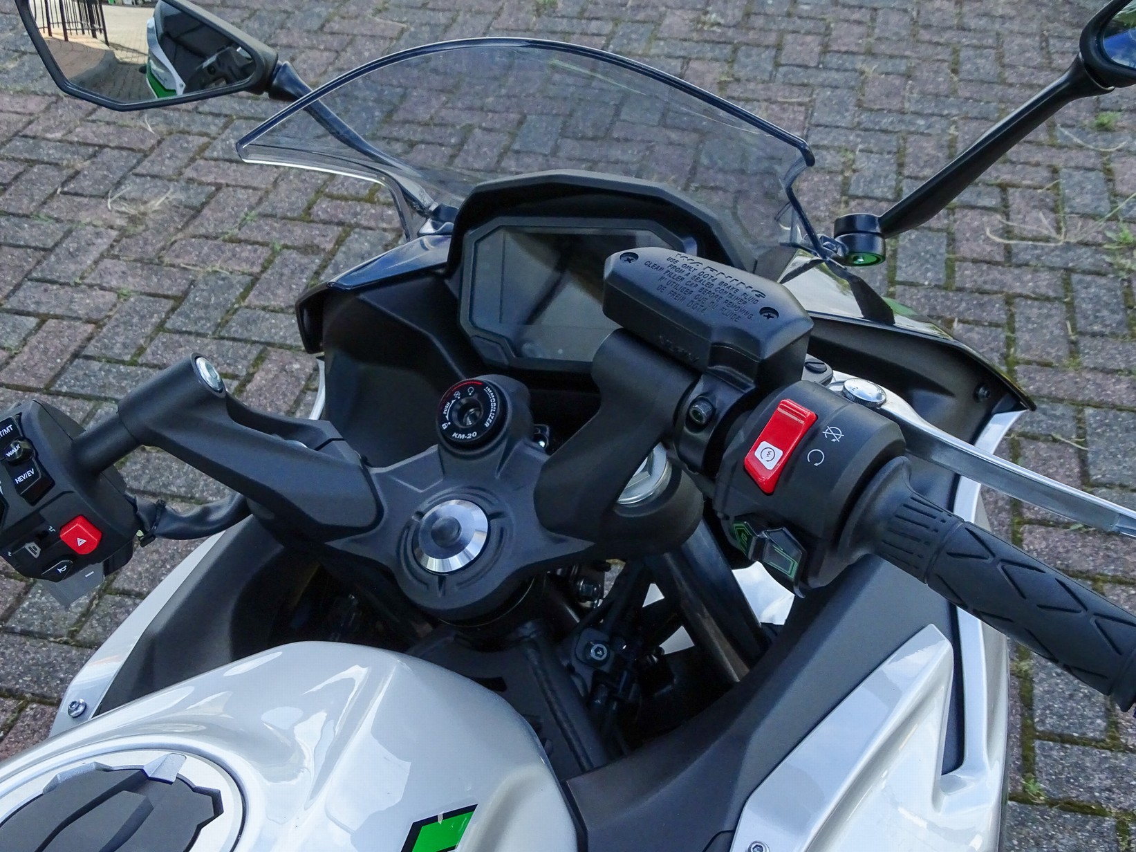 KAWASAKI NINJA 7 HYBRID