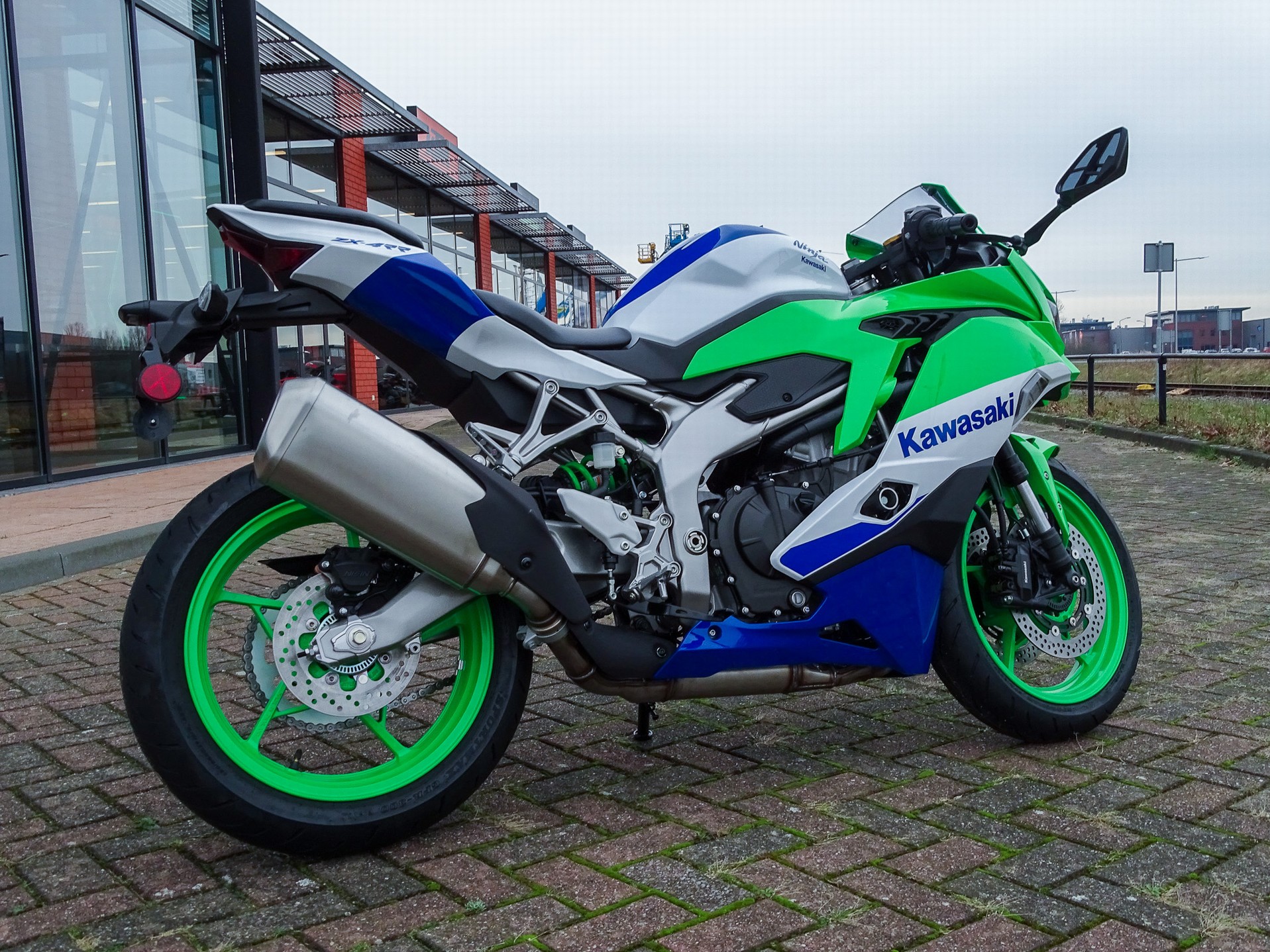KAWASAKI ZX-4RR 40TH