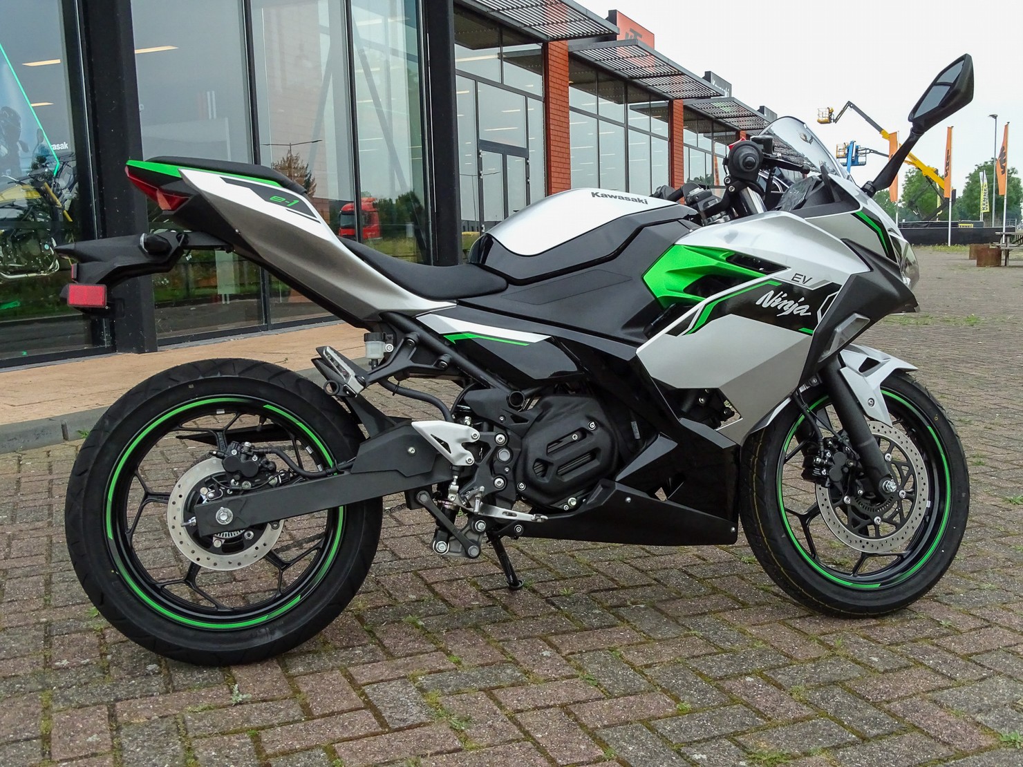 KAWASAKI NINJA E-1