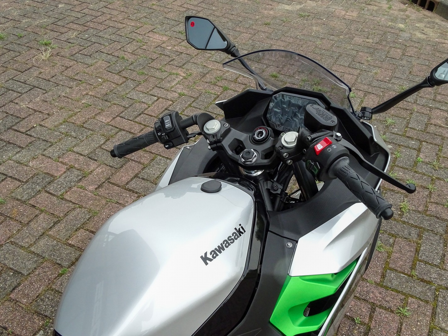 KAWASAKI NINJA E-1
