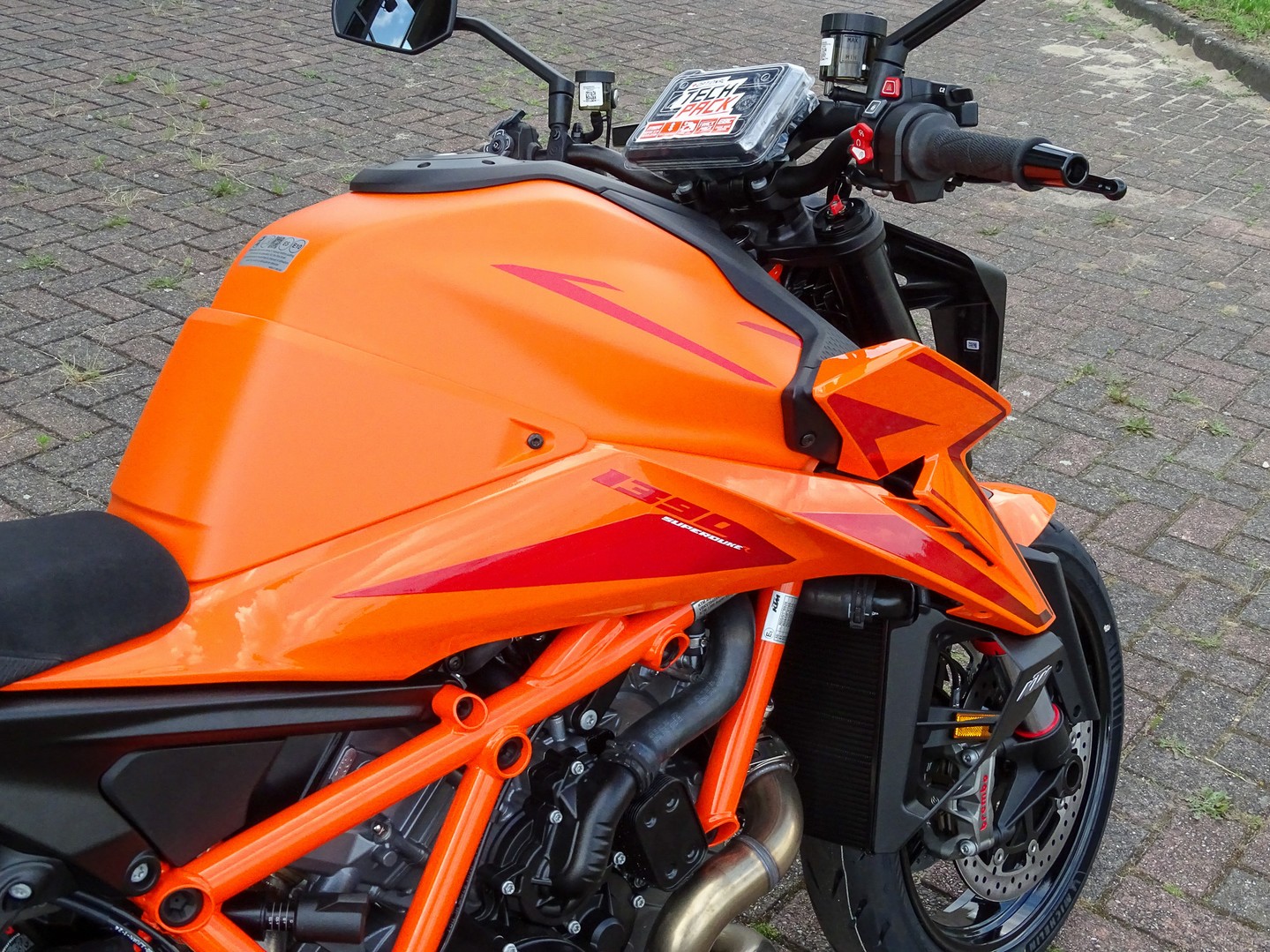 KTM 1390 SUPER DUKE R