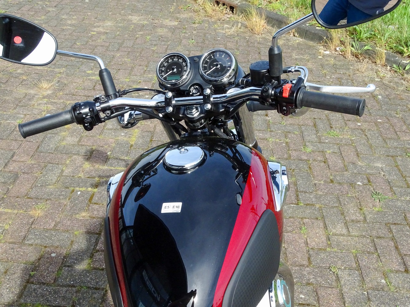 KAWASAKI - W800