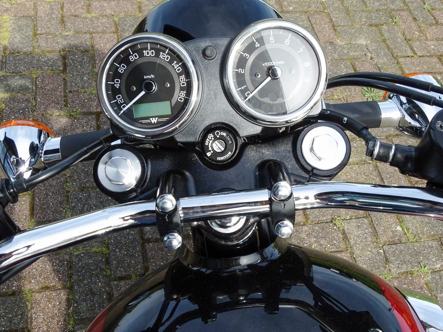 KAWASAKI - W800