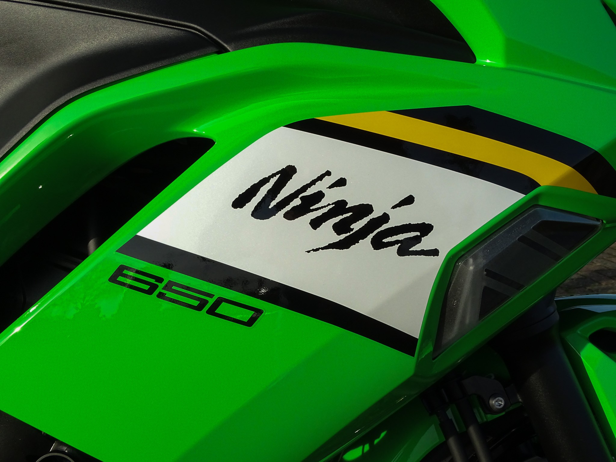 KAWASAKI NINJA 650 KRT EDITION