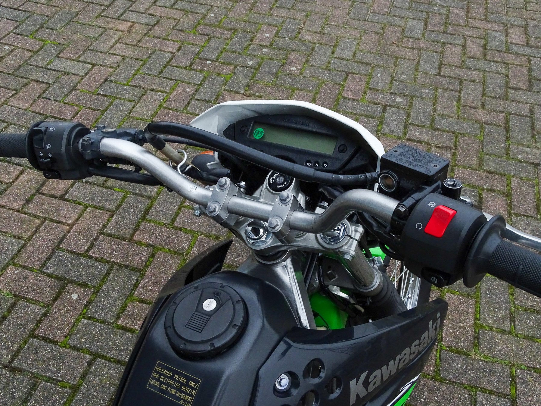 KAWASAKI KLX125