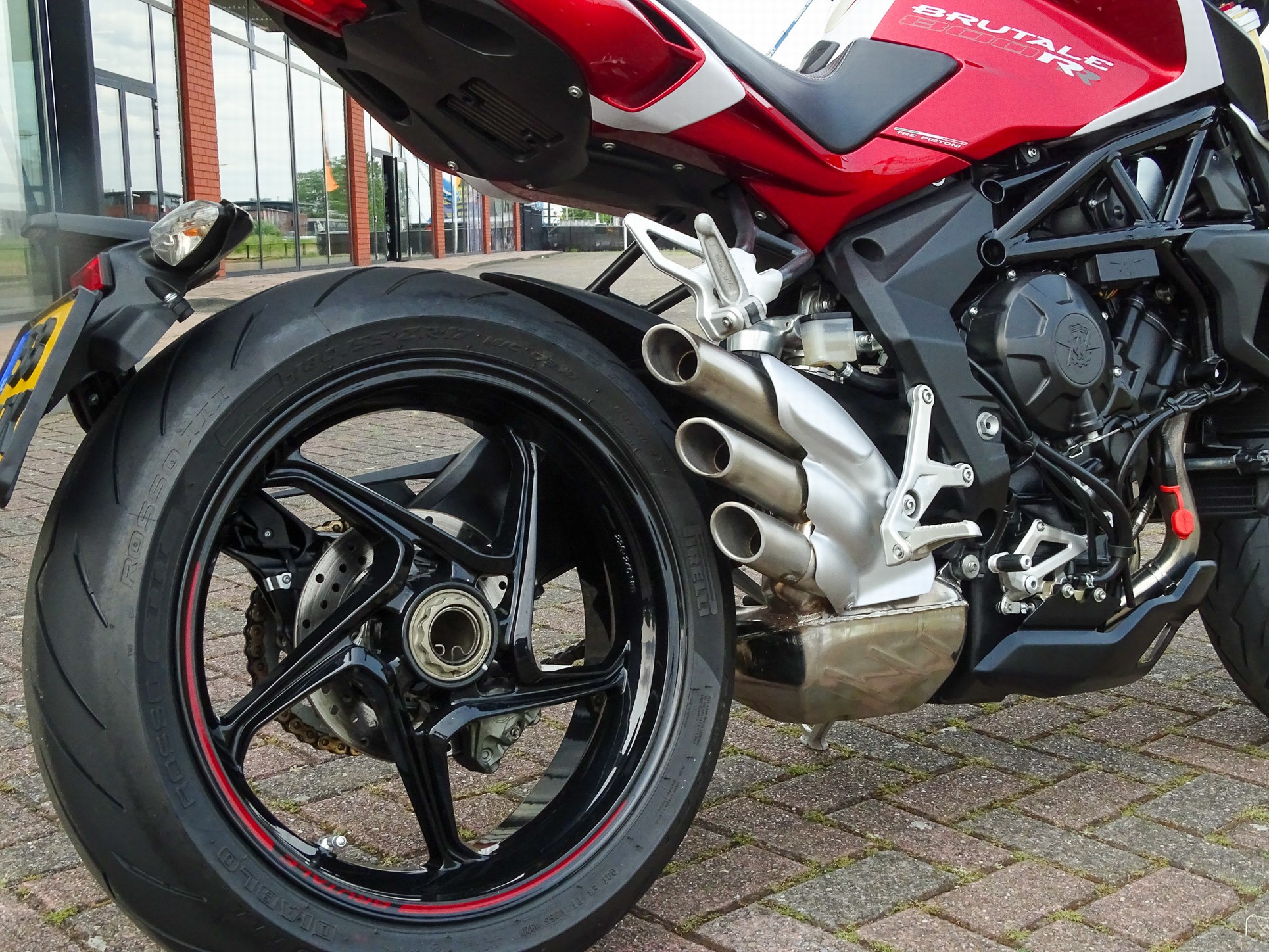 MV AGUSTA BRUTALE 800 RR