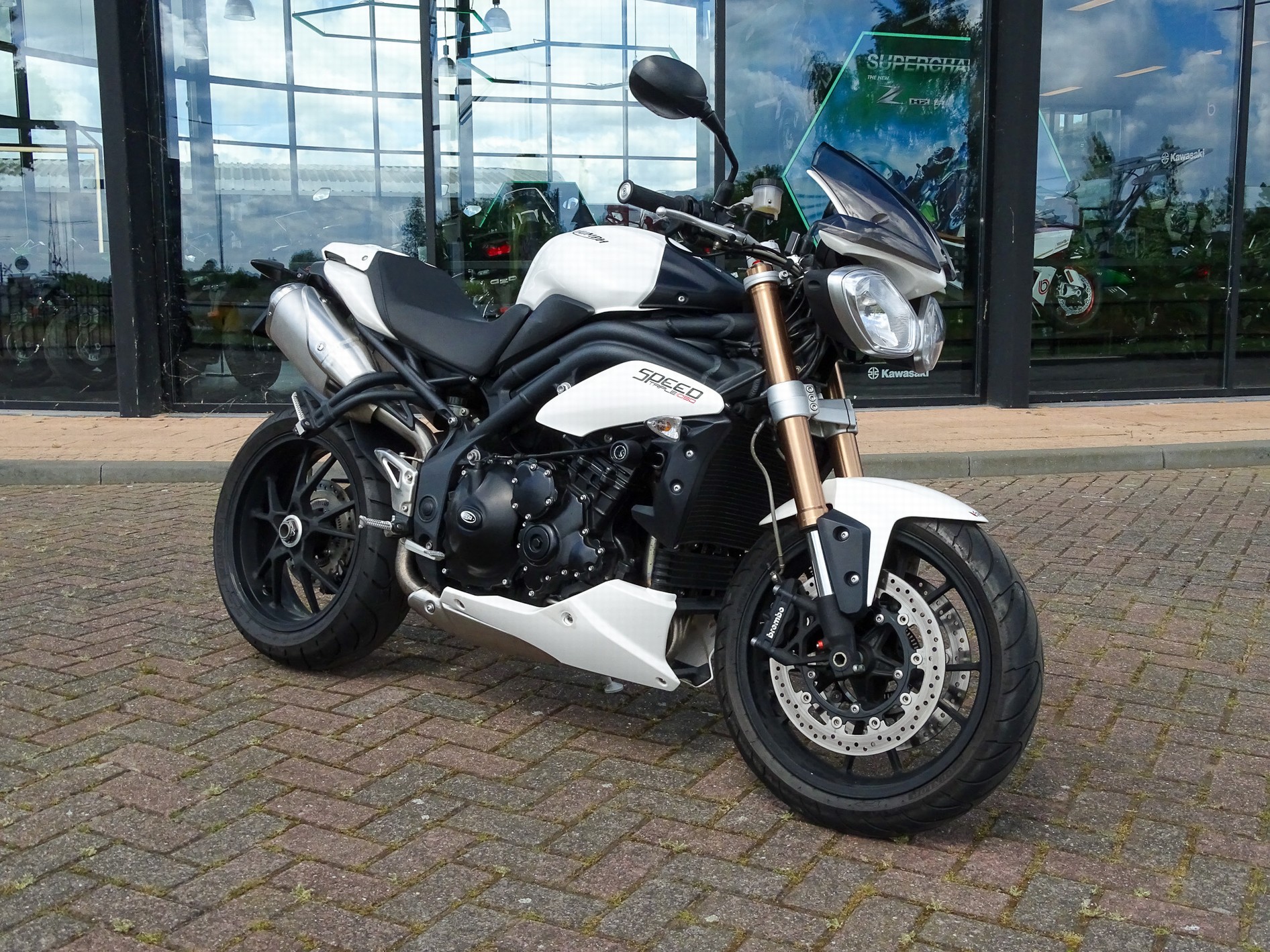 TRIUMPH SPEED TRIPLE 1050