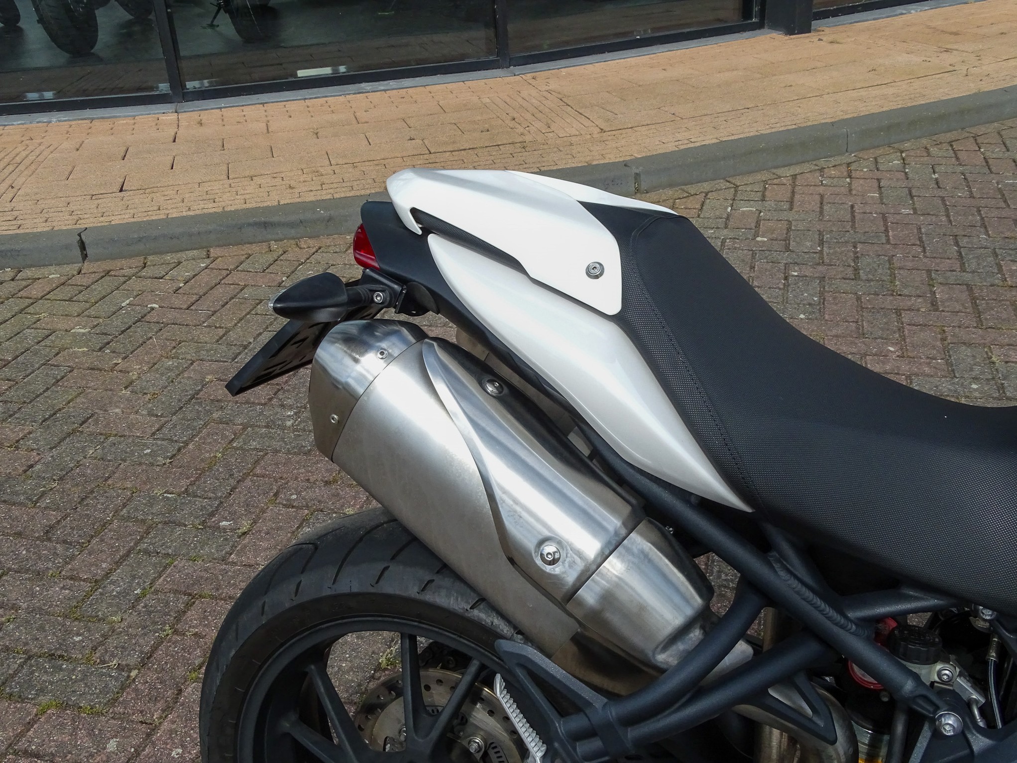 TRIUMPH SPEED TRIPLE 1050