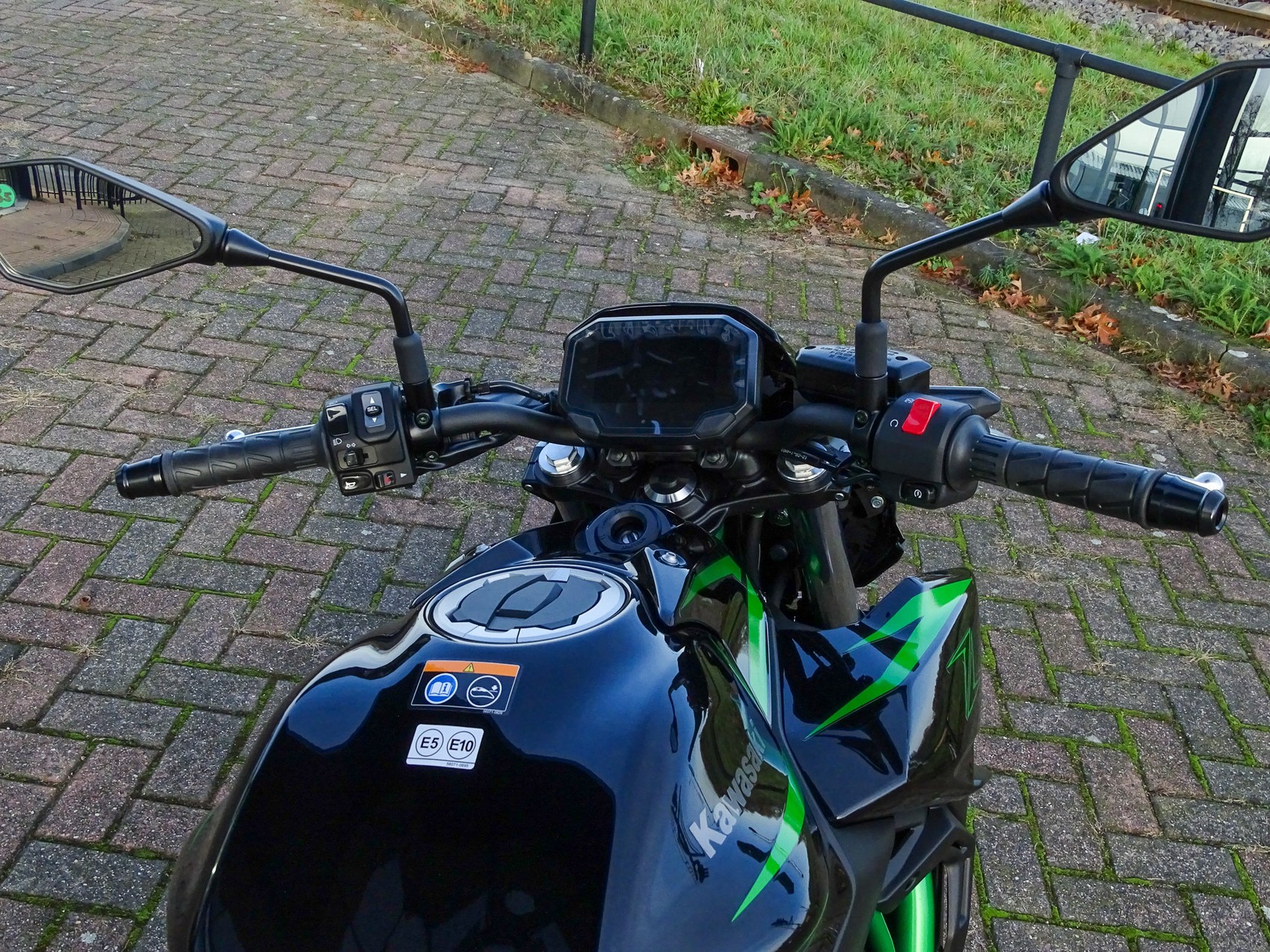 KAWASAKI - Z650