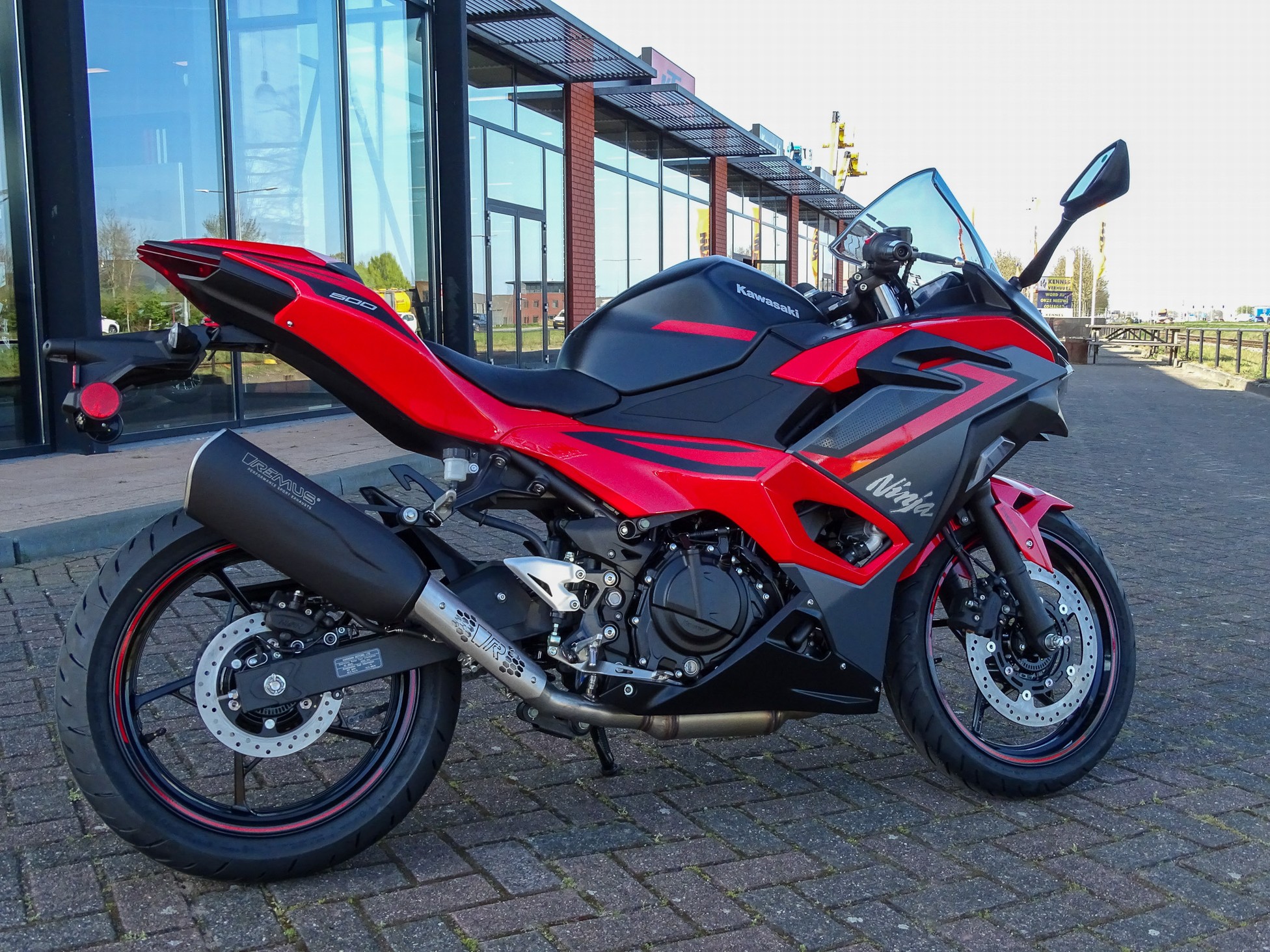 KAWASAKI NINJA 500 SE