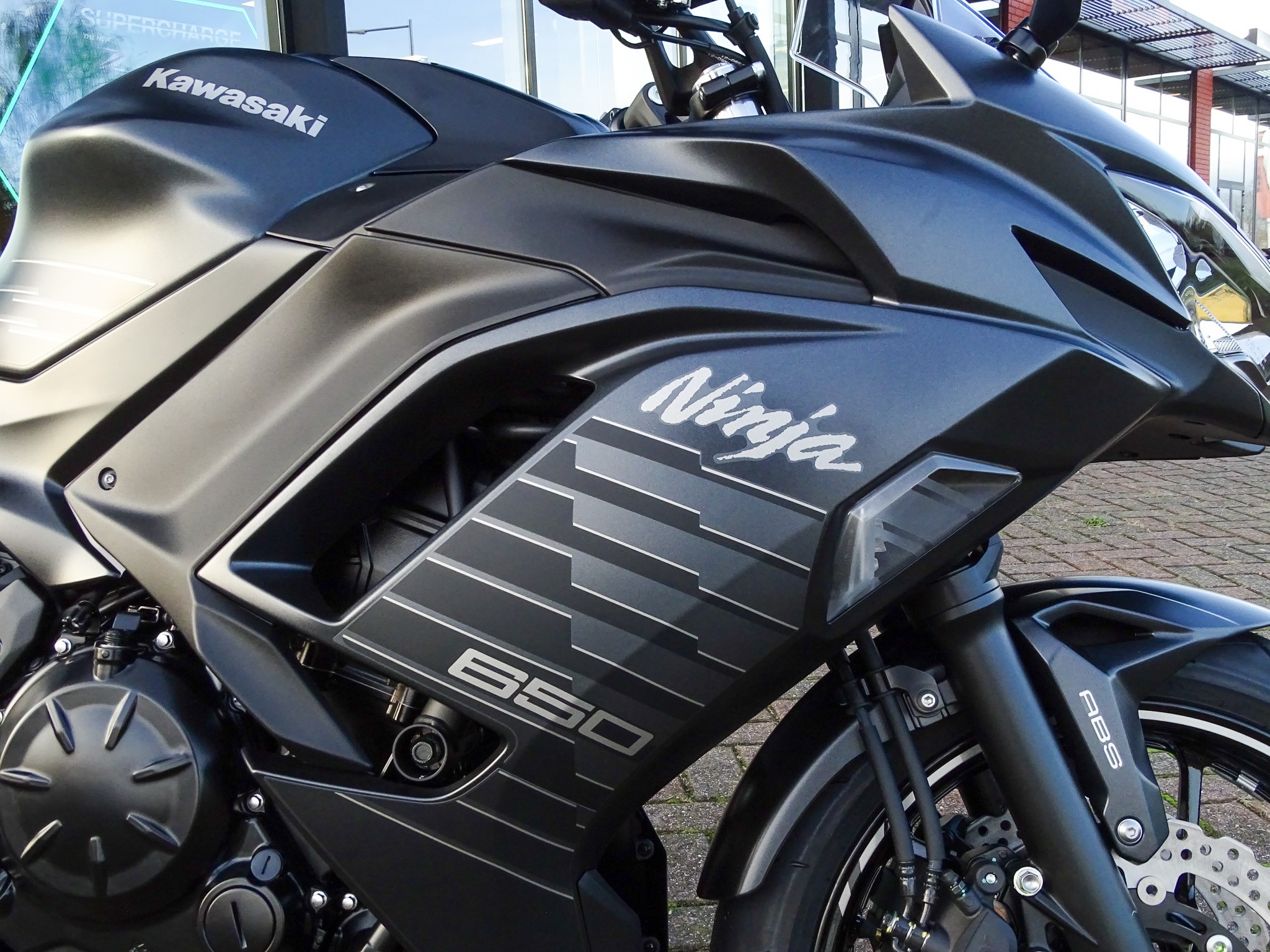 KAWASAKI NINJA 650