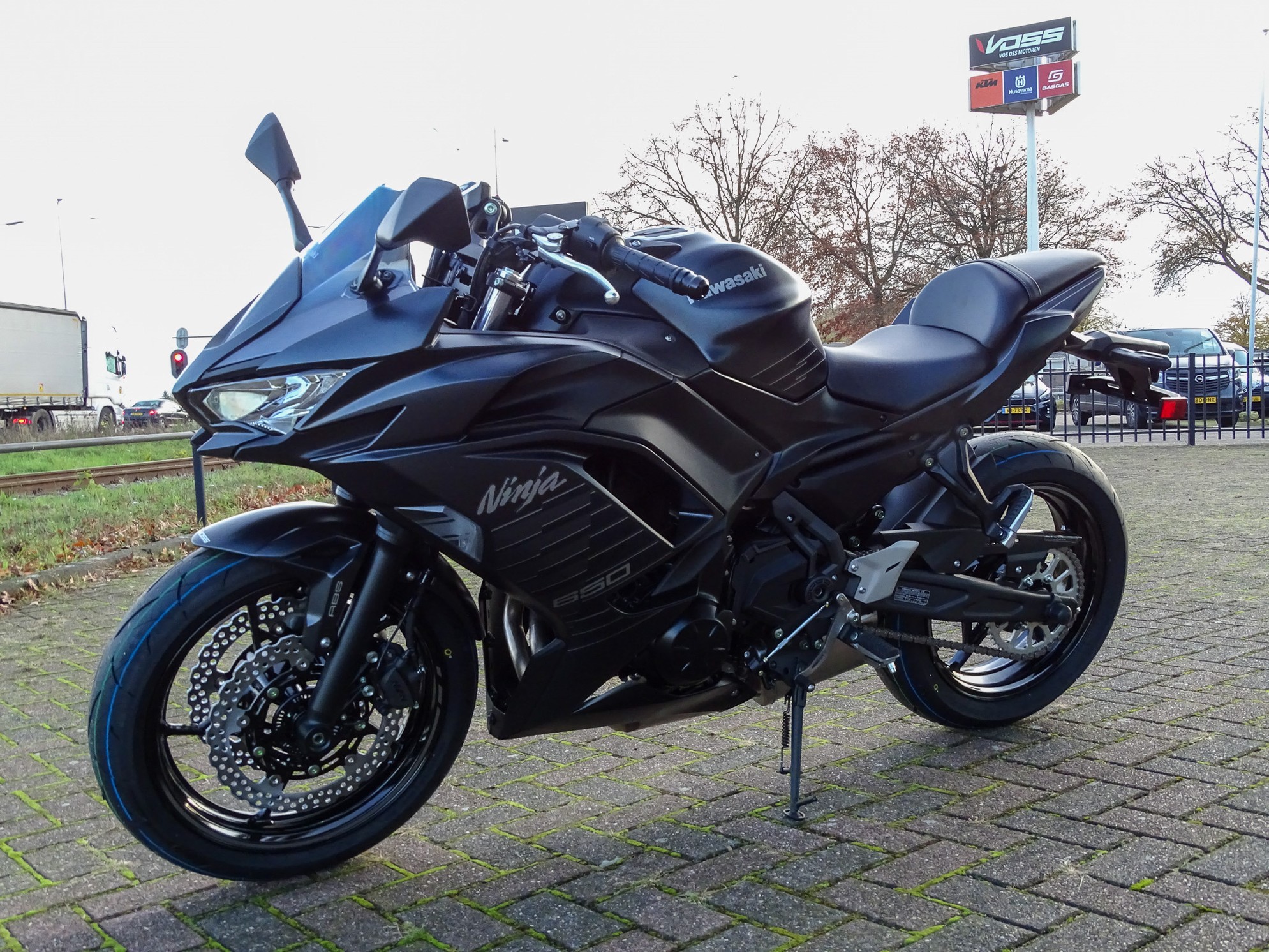 KAWASAKI NINJA 650