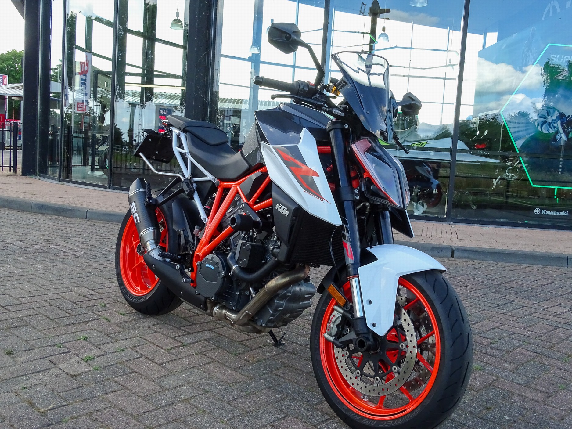 KTM 1290 SUPER DUKE R