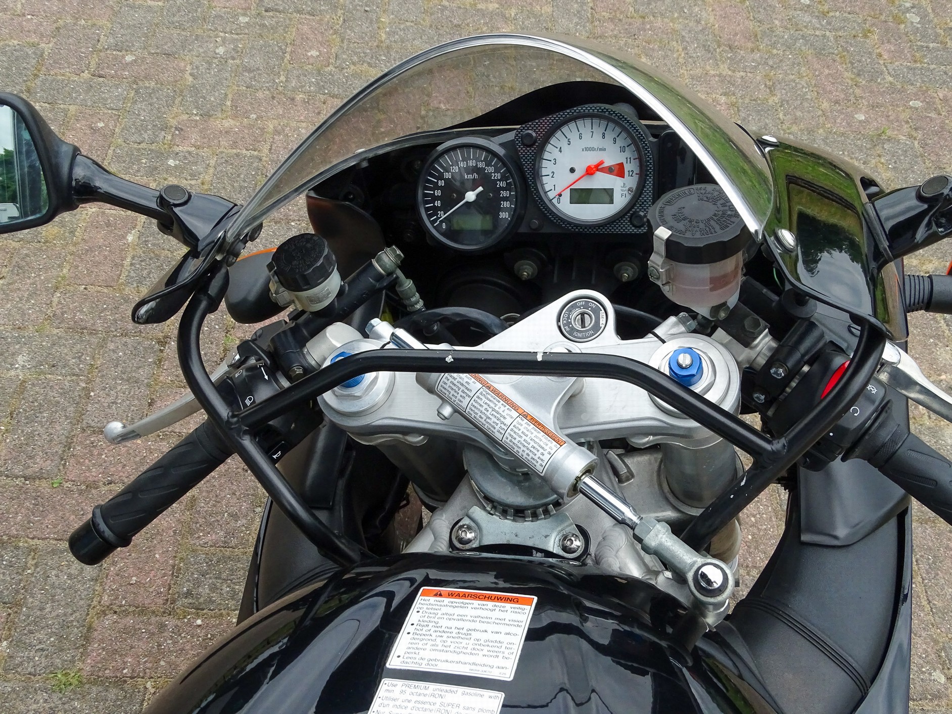 SUZUKI TL 1000R