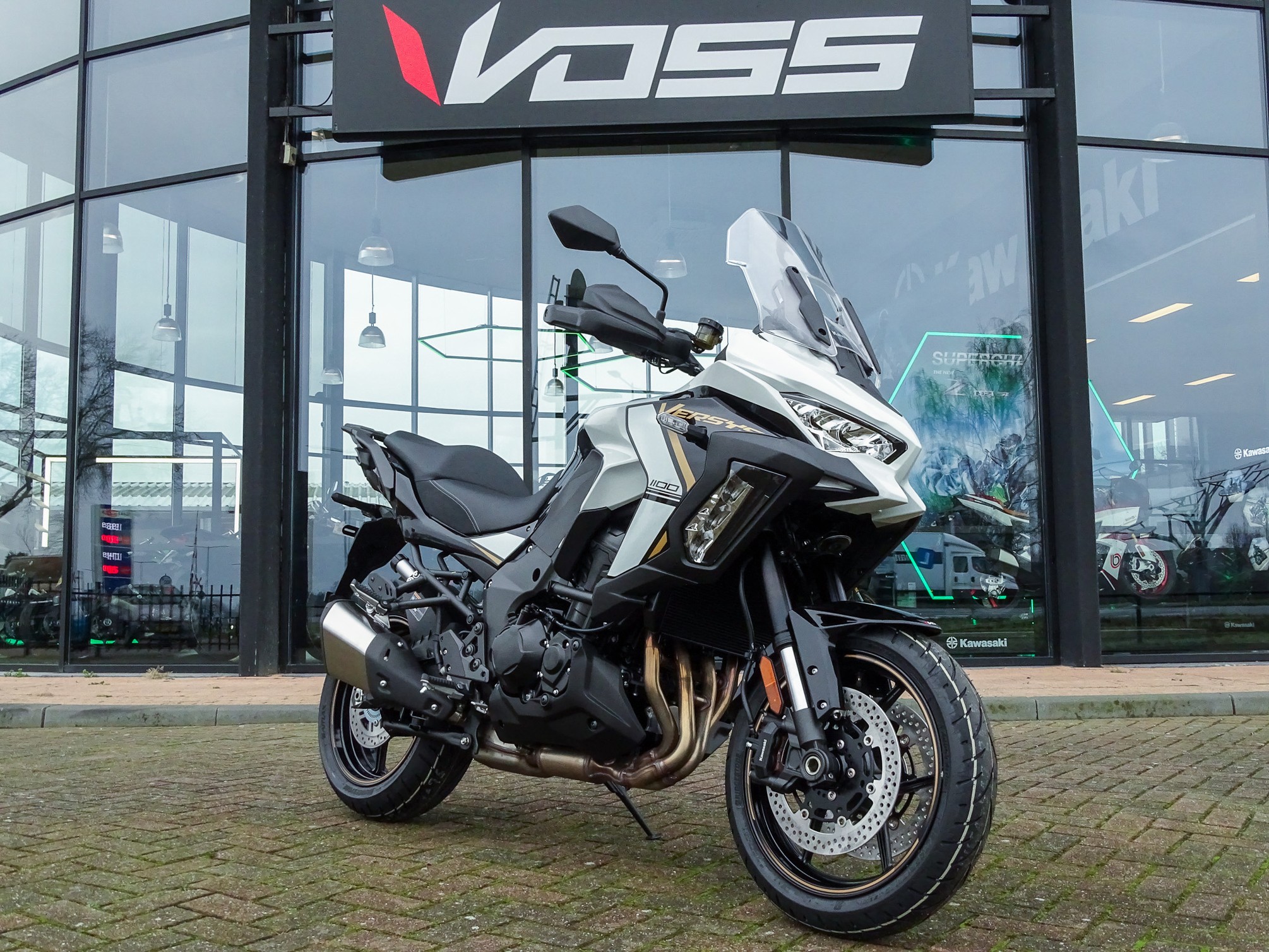 KAWASAKI VERSYS 1100 SE
