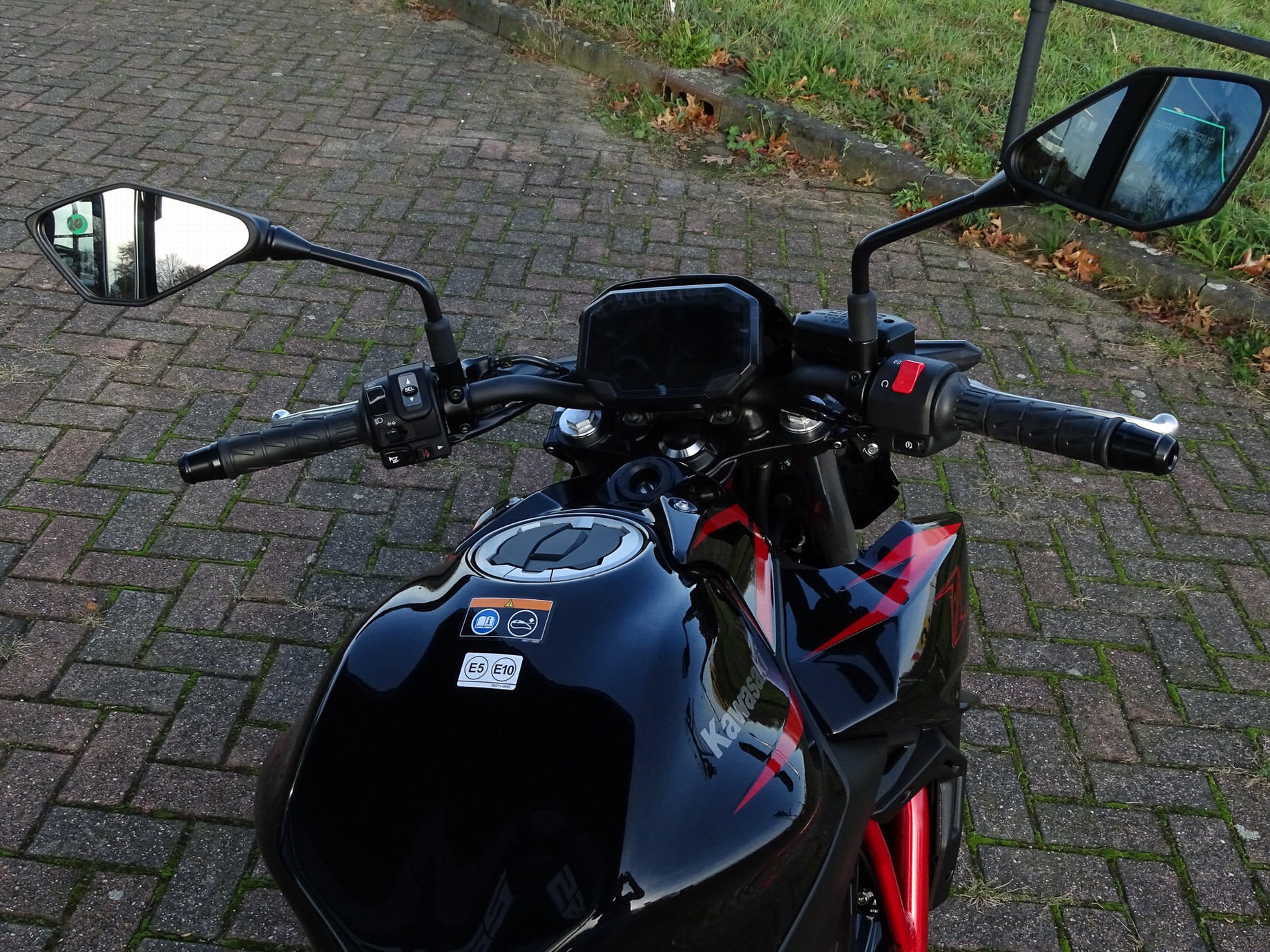KAWASAKI Z650
