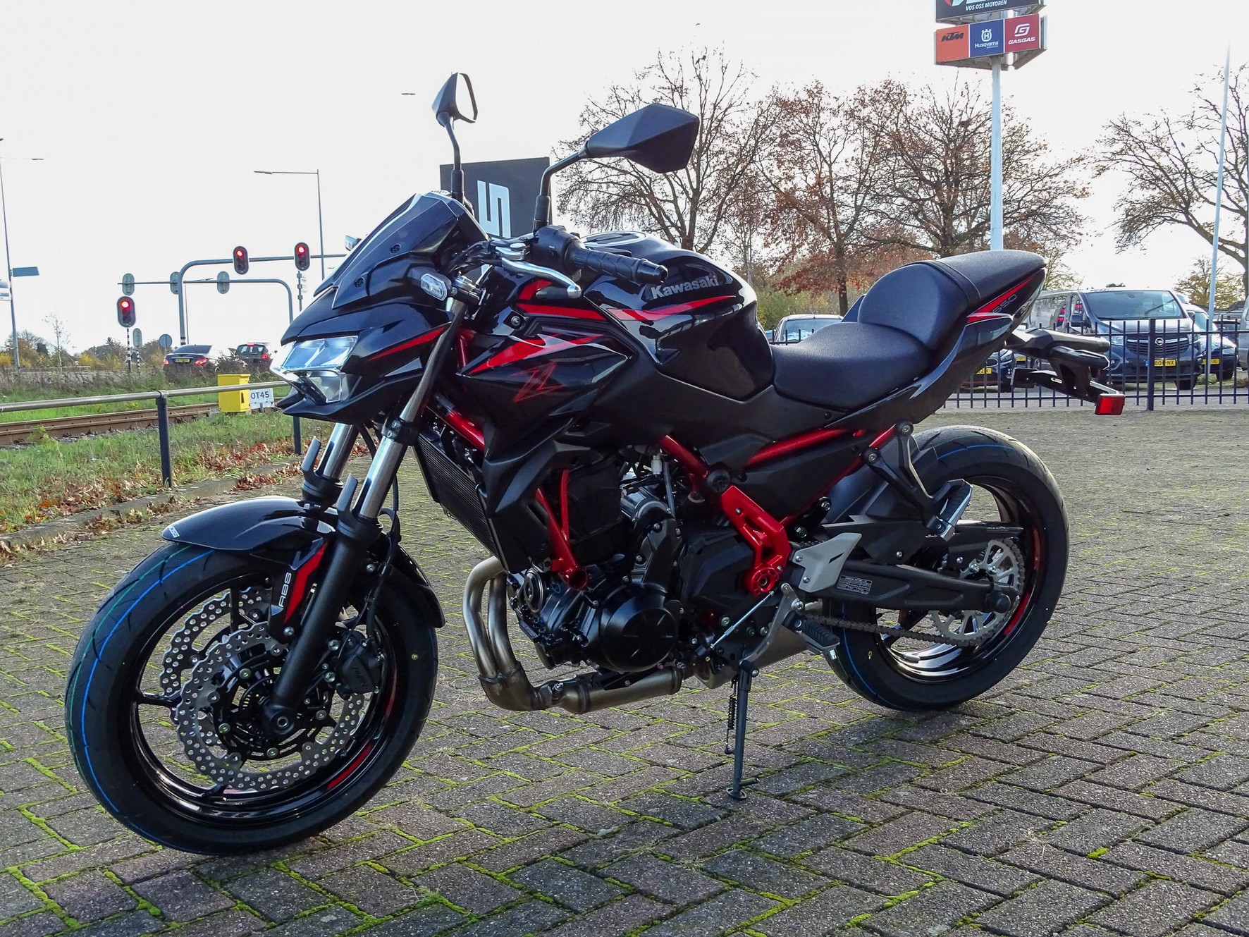 KAWASAKI Z650