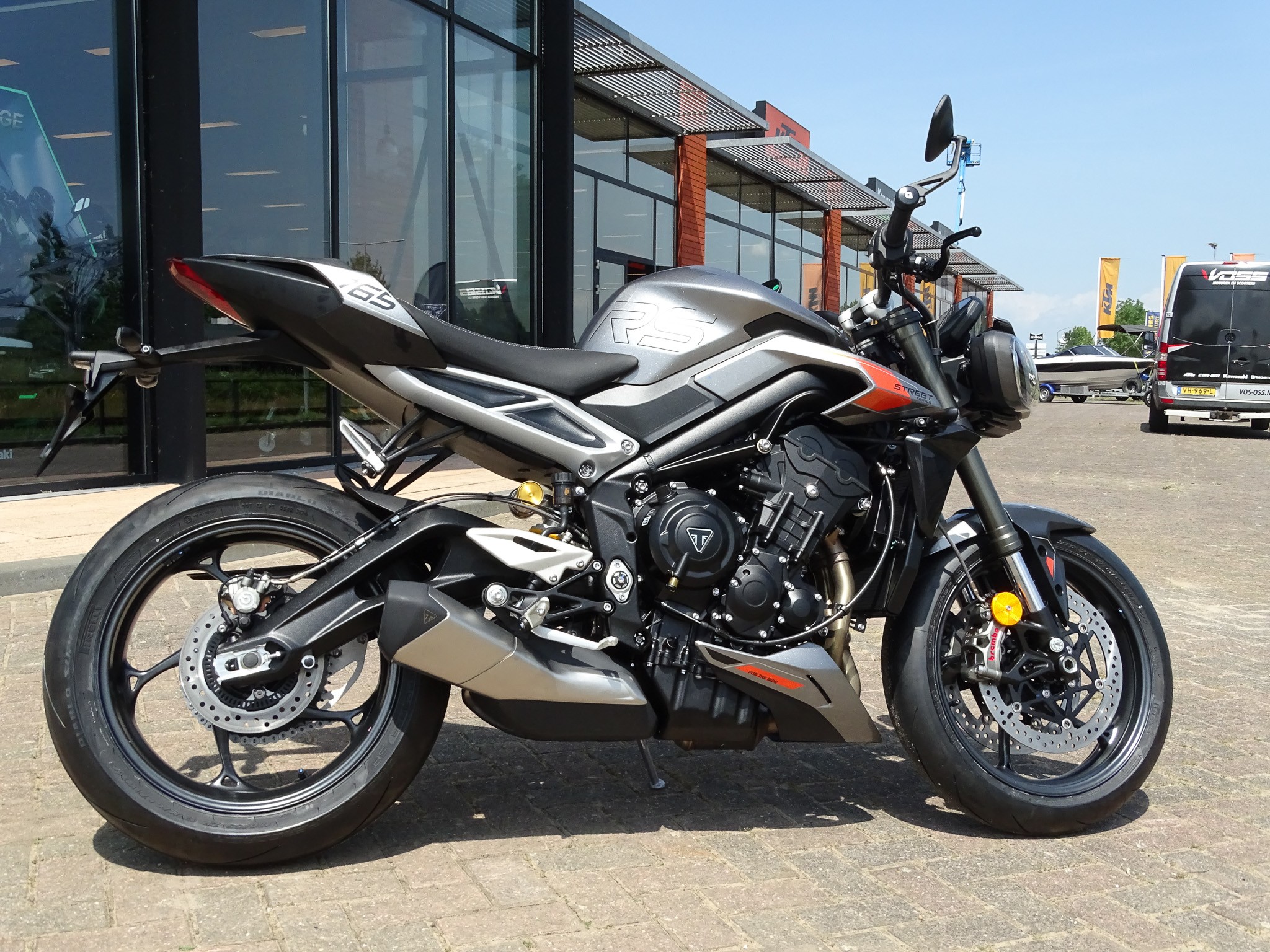 TRIUMPH STREET TRIPLE RS