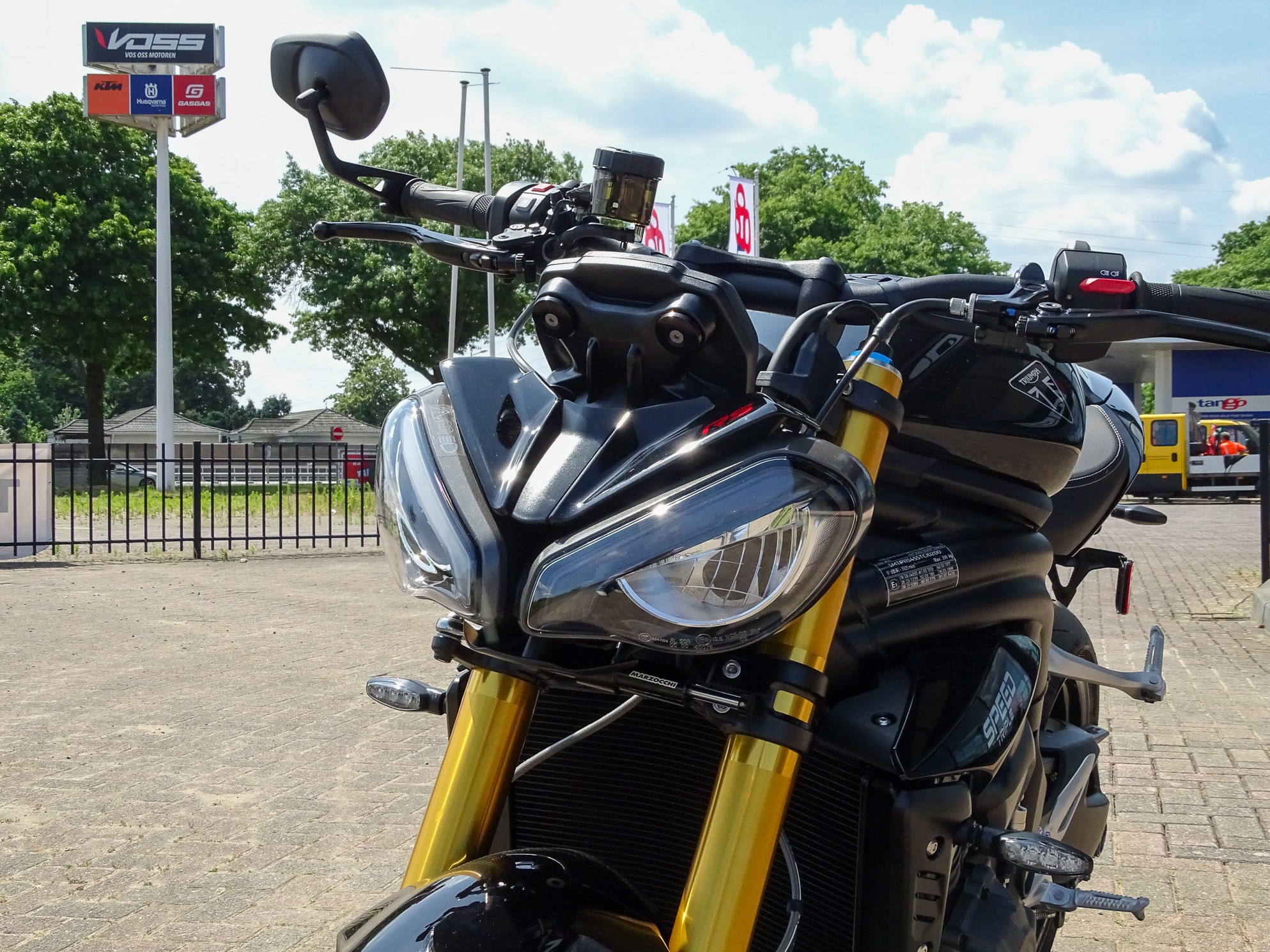 TRIUMPH SPEED TRIPLE 1200 RS