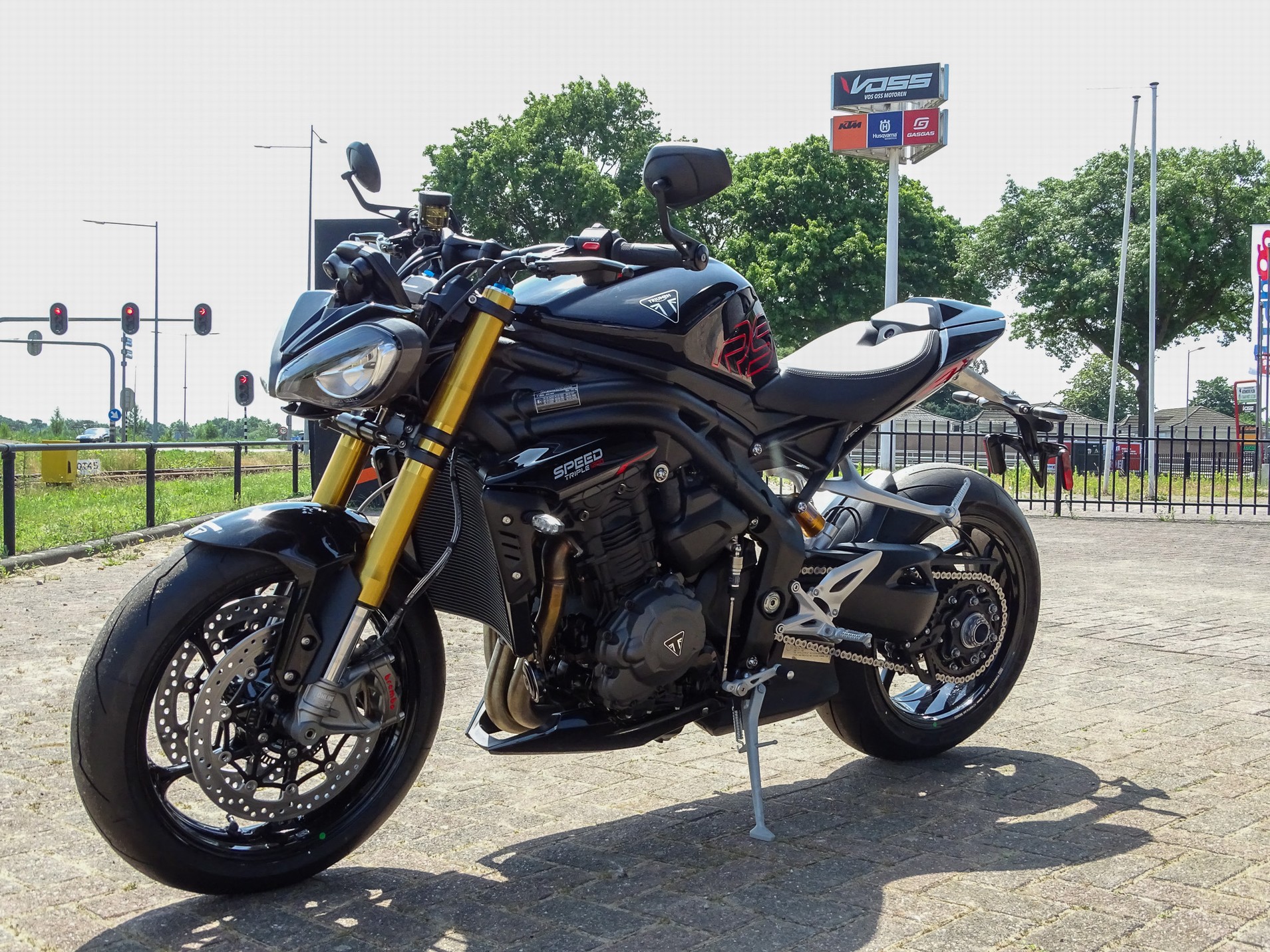 TRIUMPH SPEED TRIPLE 1200 RS