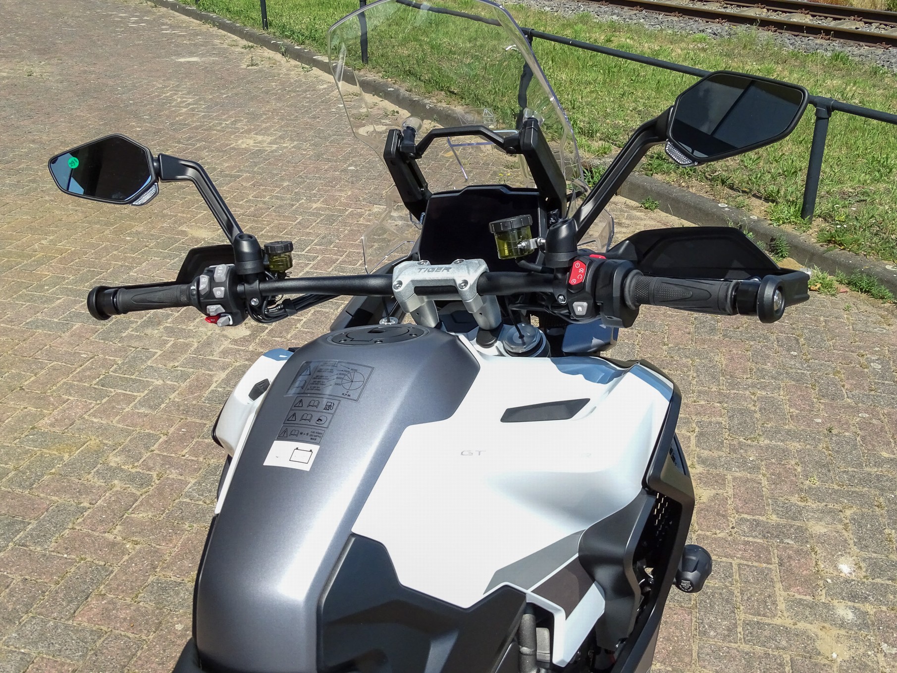 TRIUMPH TIGER 1200 GT EXPLORER