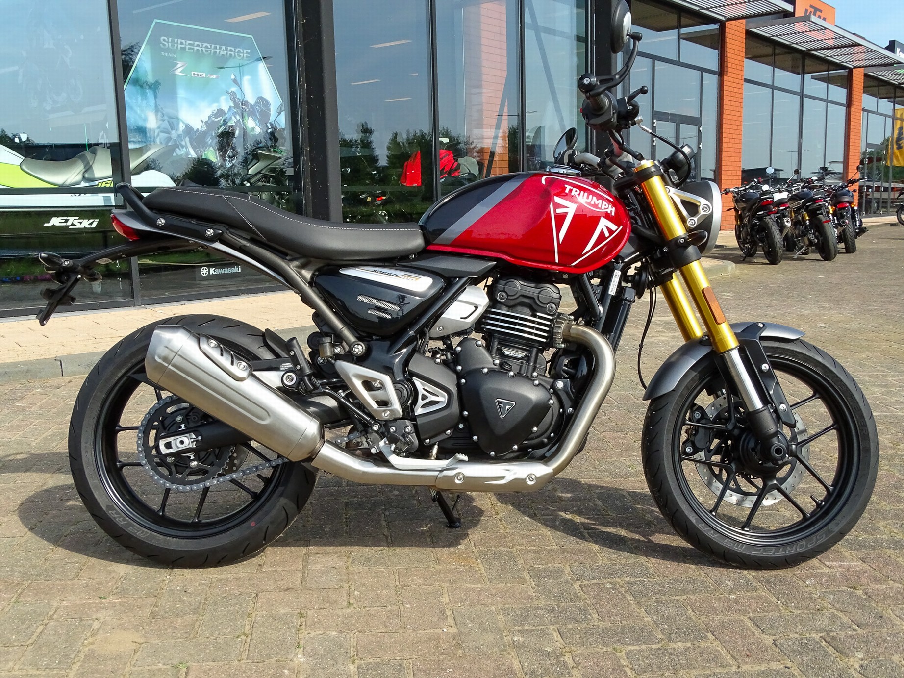 TRIUMPH SPEED 400