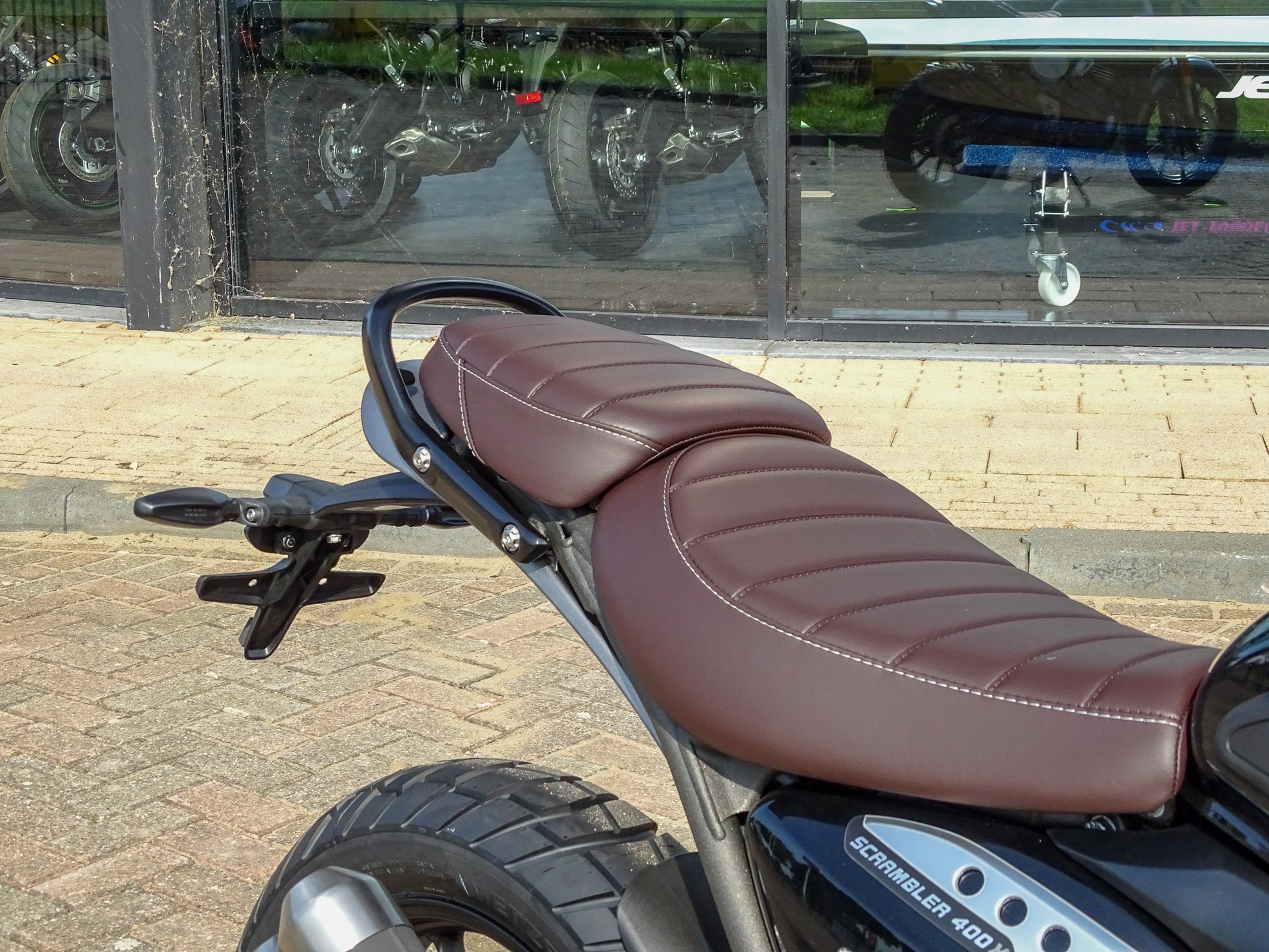 TRIUMPH SCRAMBLER 400 X