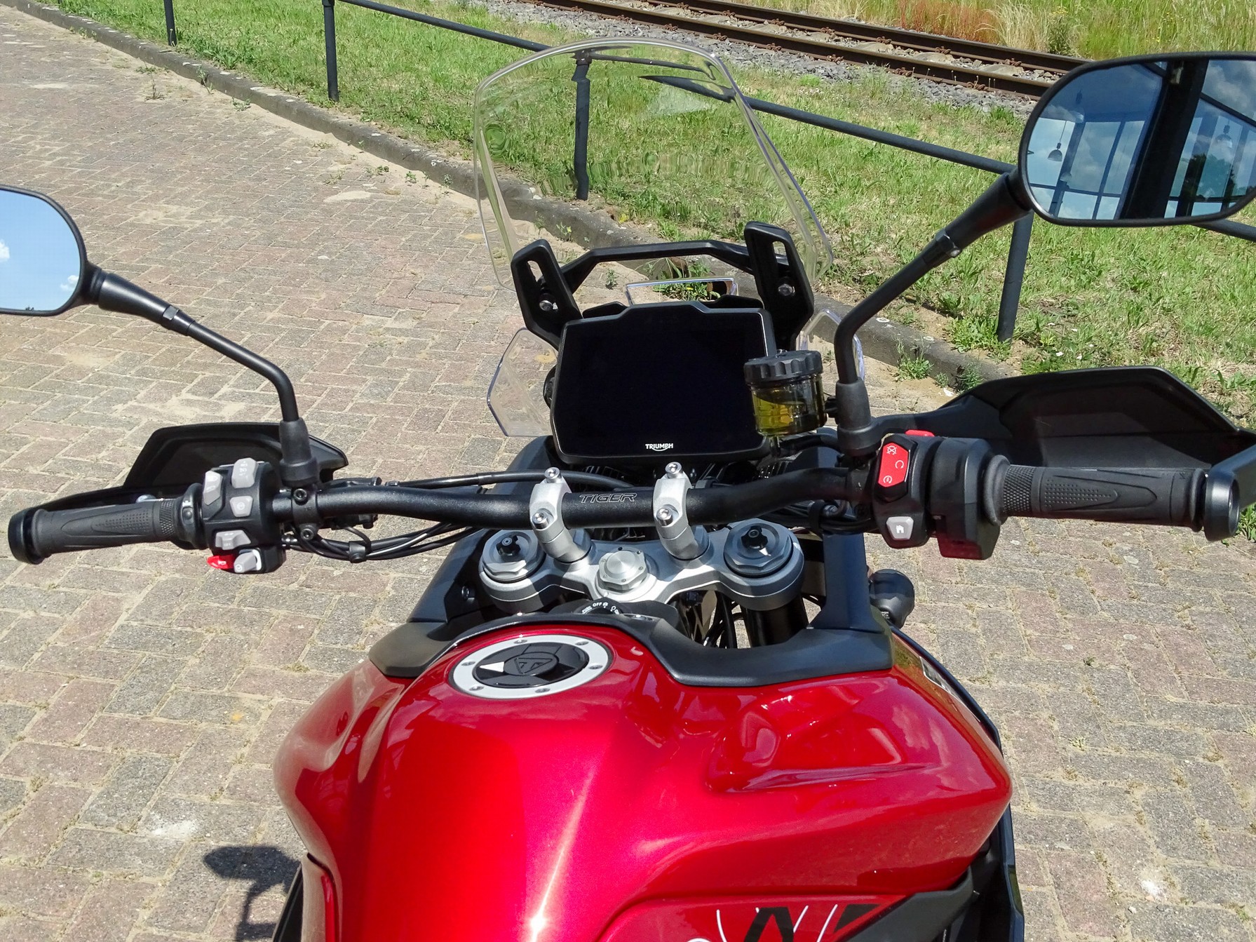 TRIUMPH TIGER 900 GT PRO