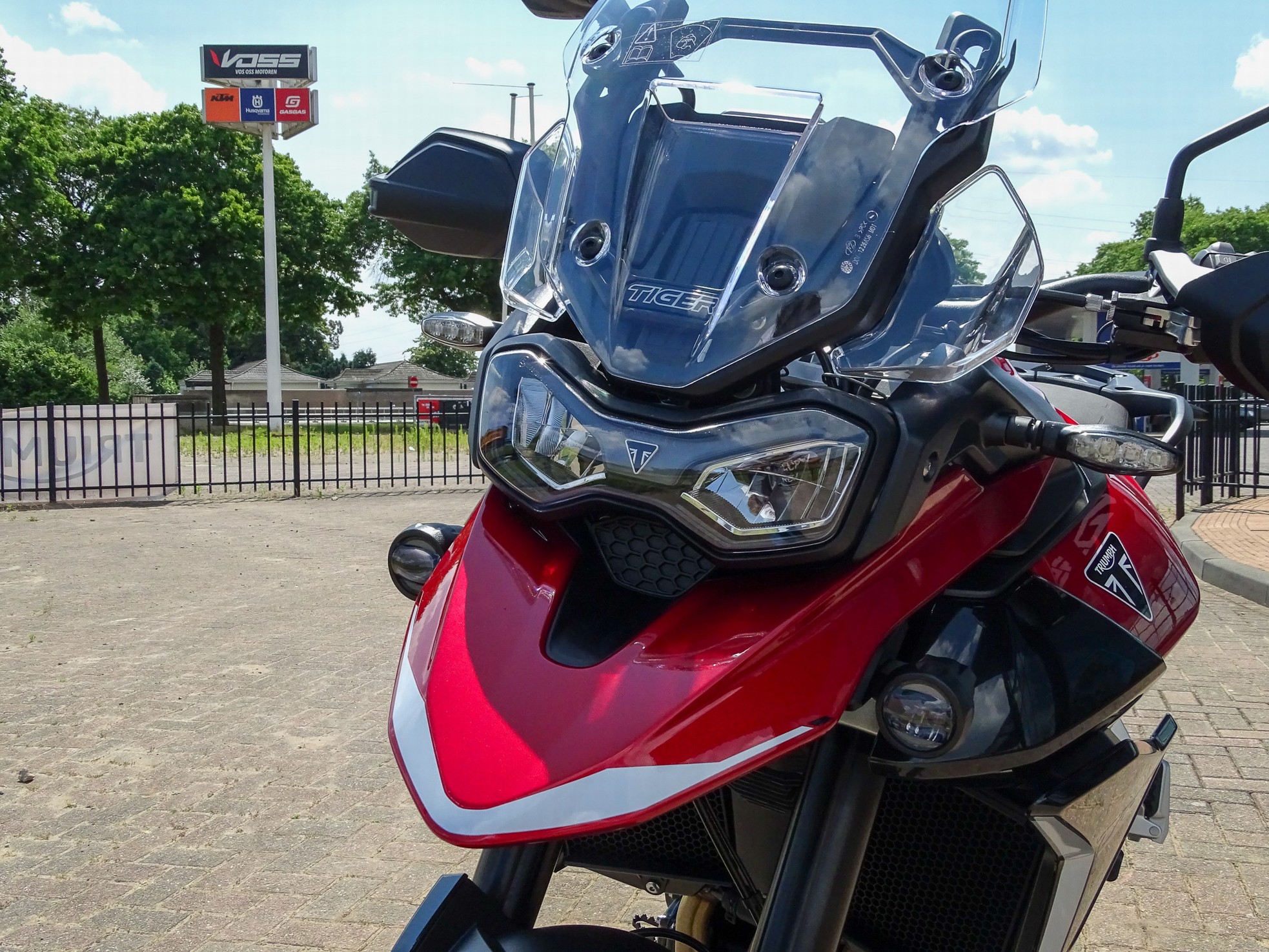 TRIUMPH TIGER 900 GT PRO