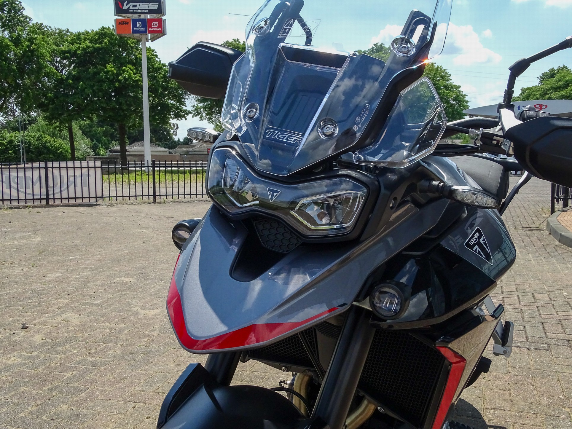 TRIUMPH TIGER 900 GT PRO