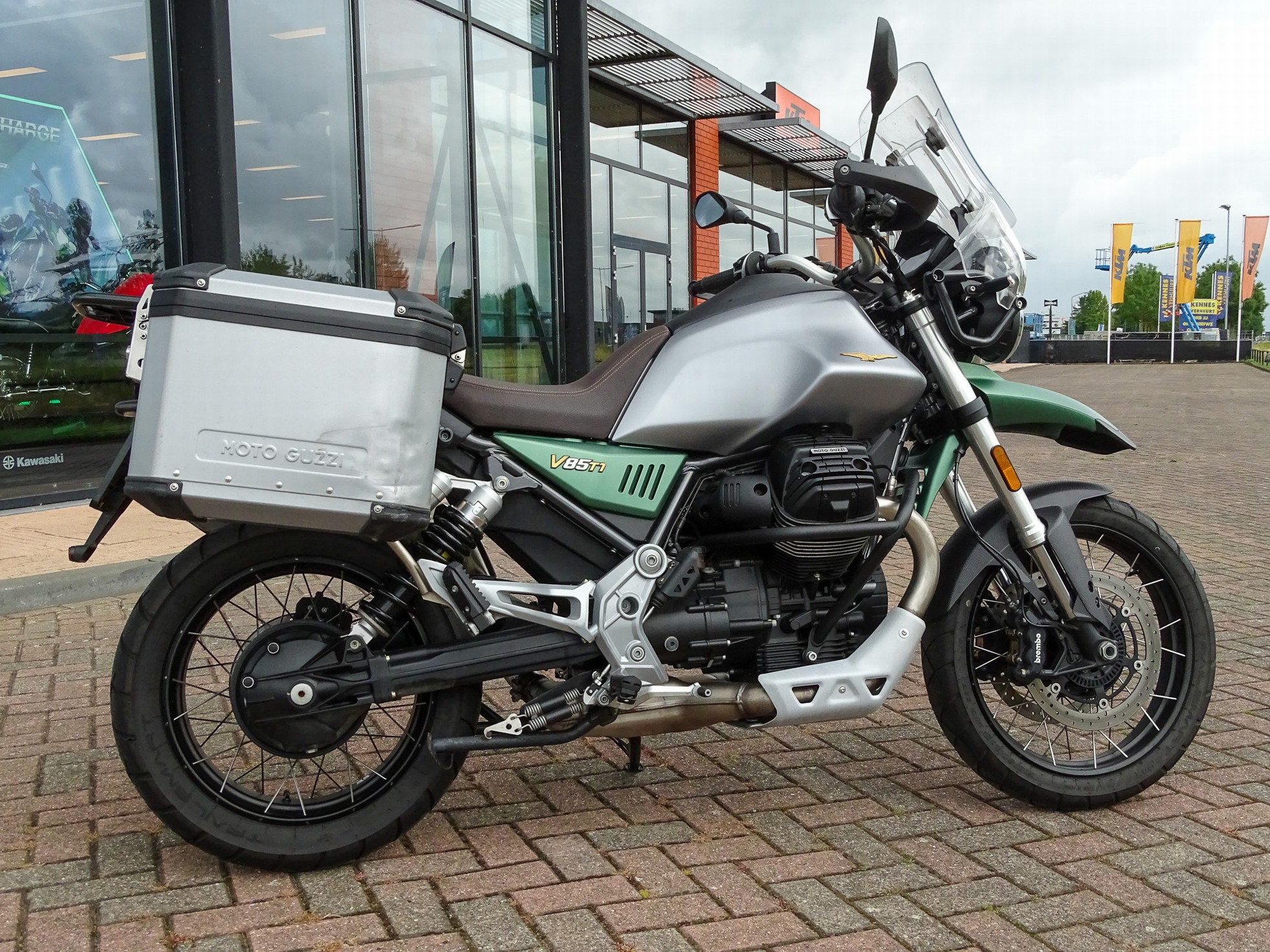 MOTO GUZZI V85 TT