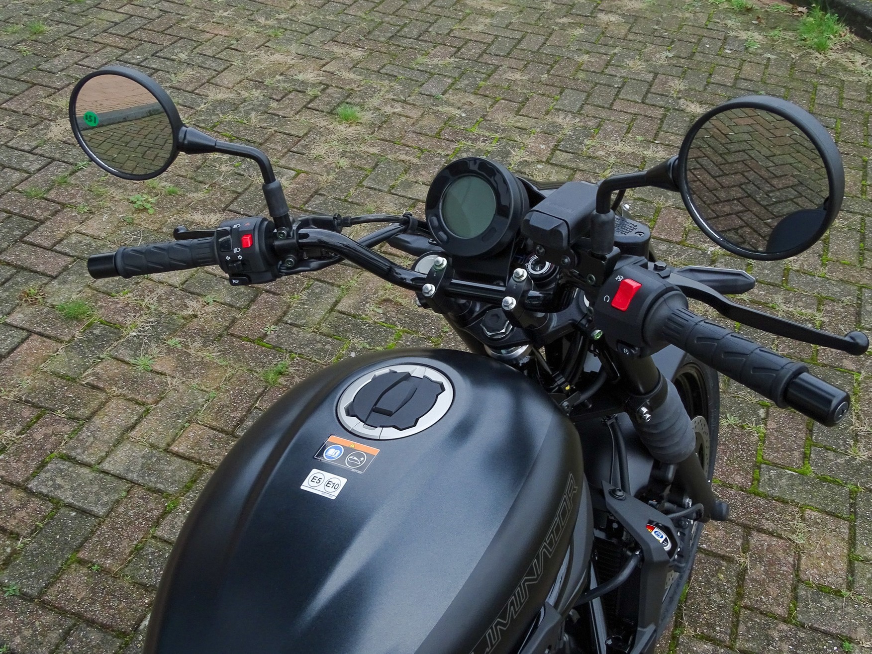 KAWASAKI ELIMINATOR 500 SE