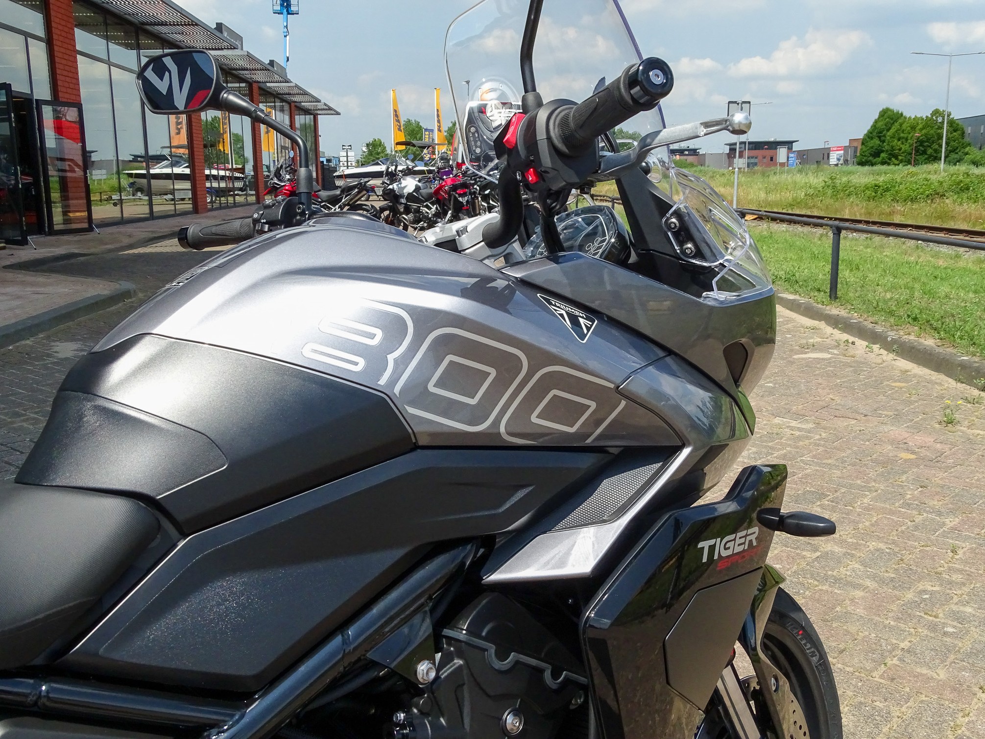 TRIUMPH TIGER SPORT 800