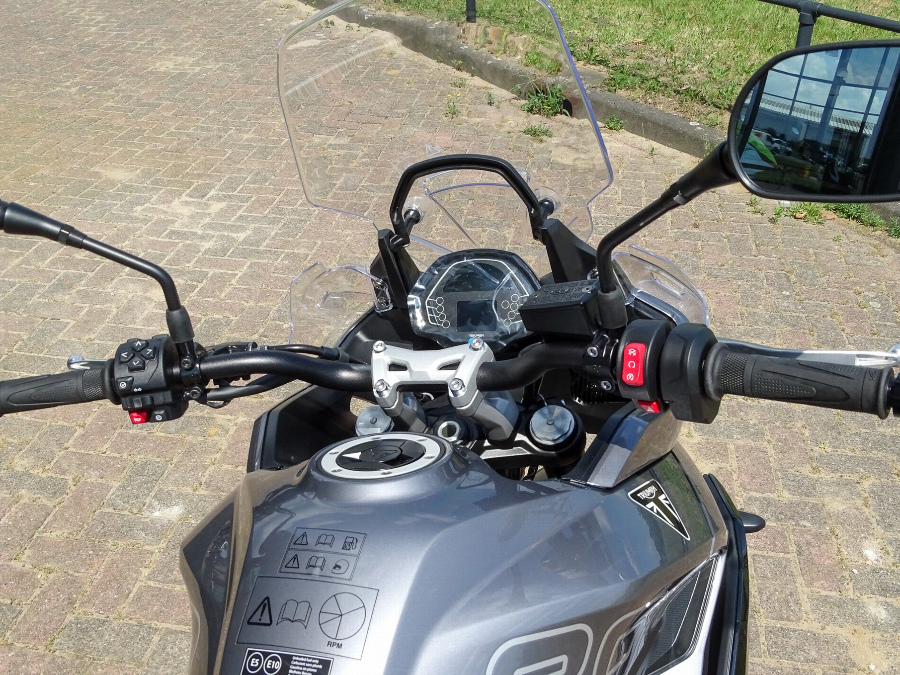 TRIUMPH TIGER SPORT 800