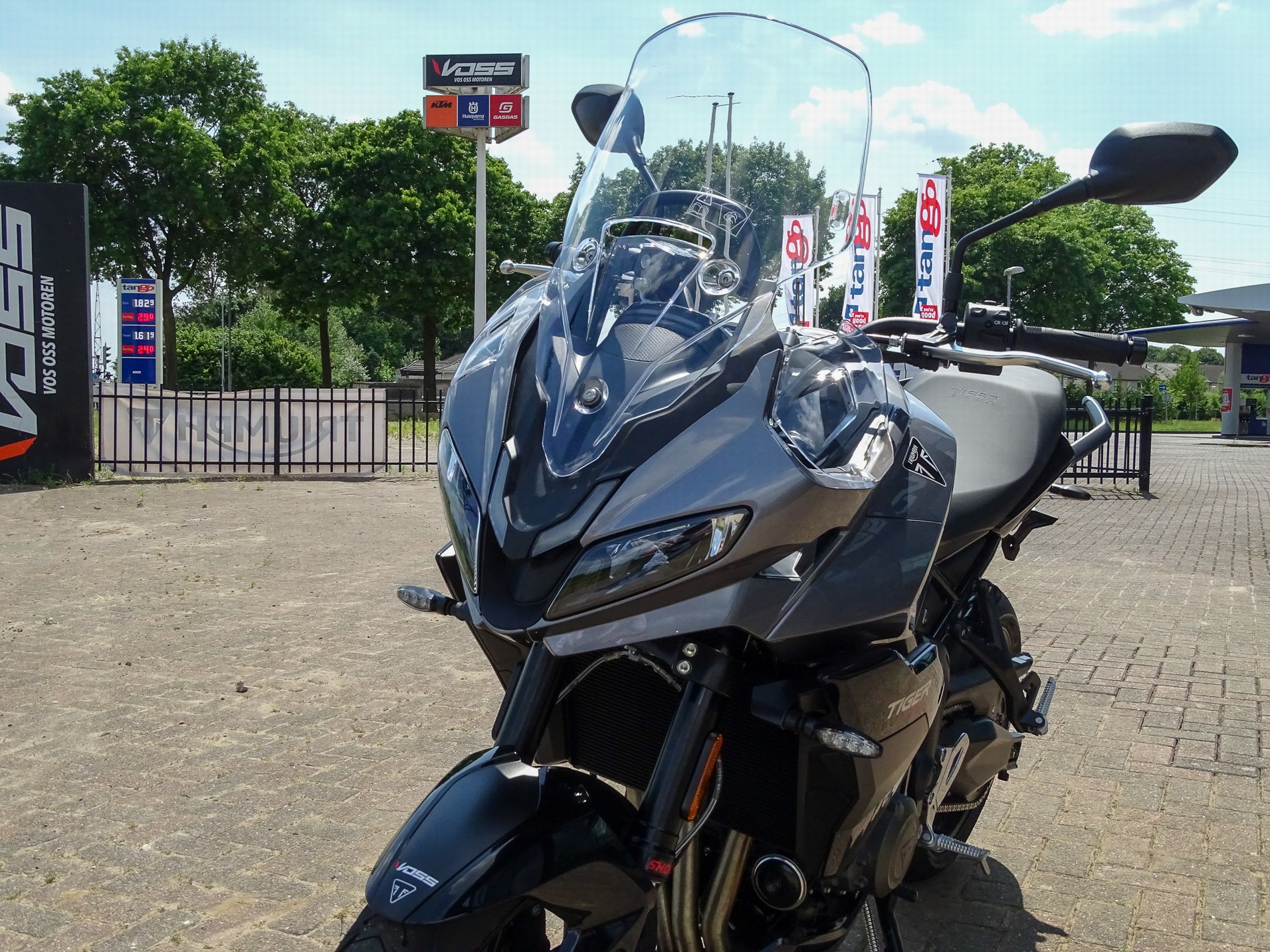 TRIUMPH TIGER SPORT 800