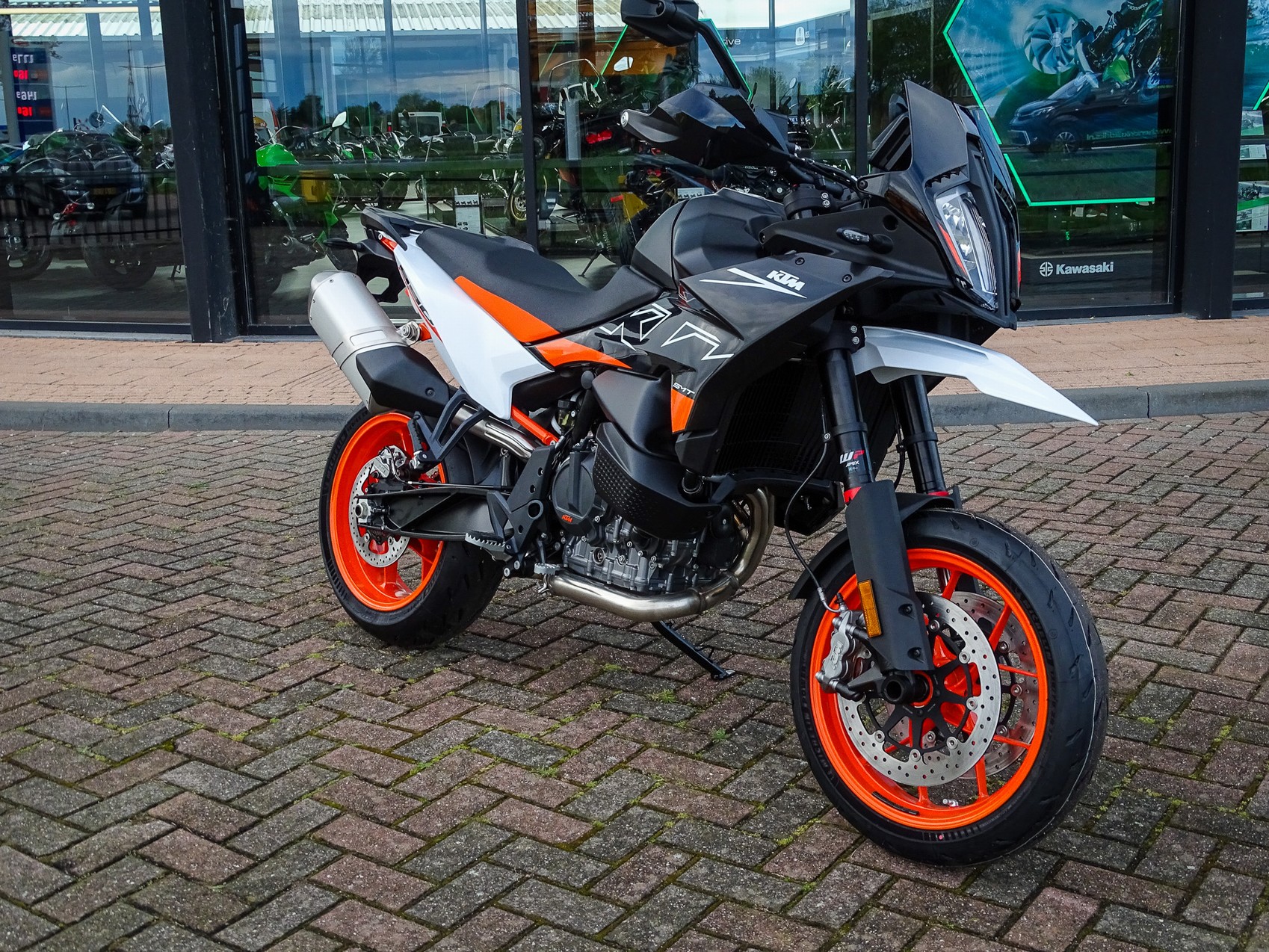 KTM 890 SMT
