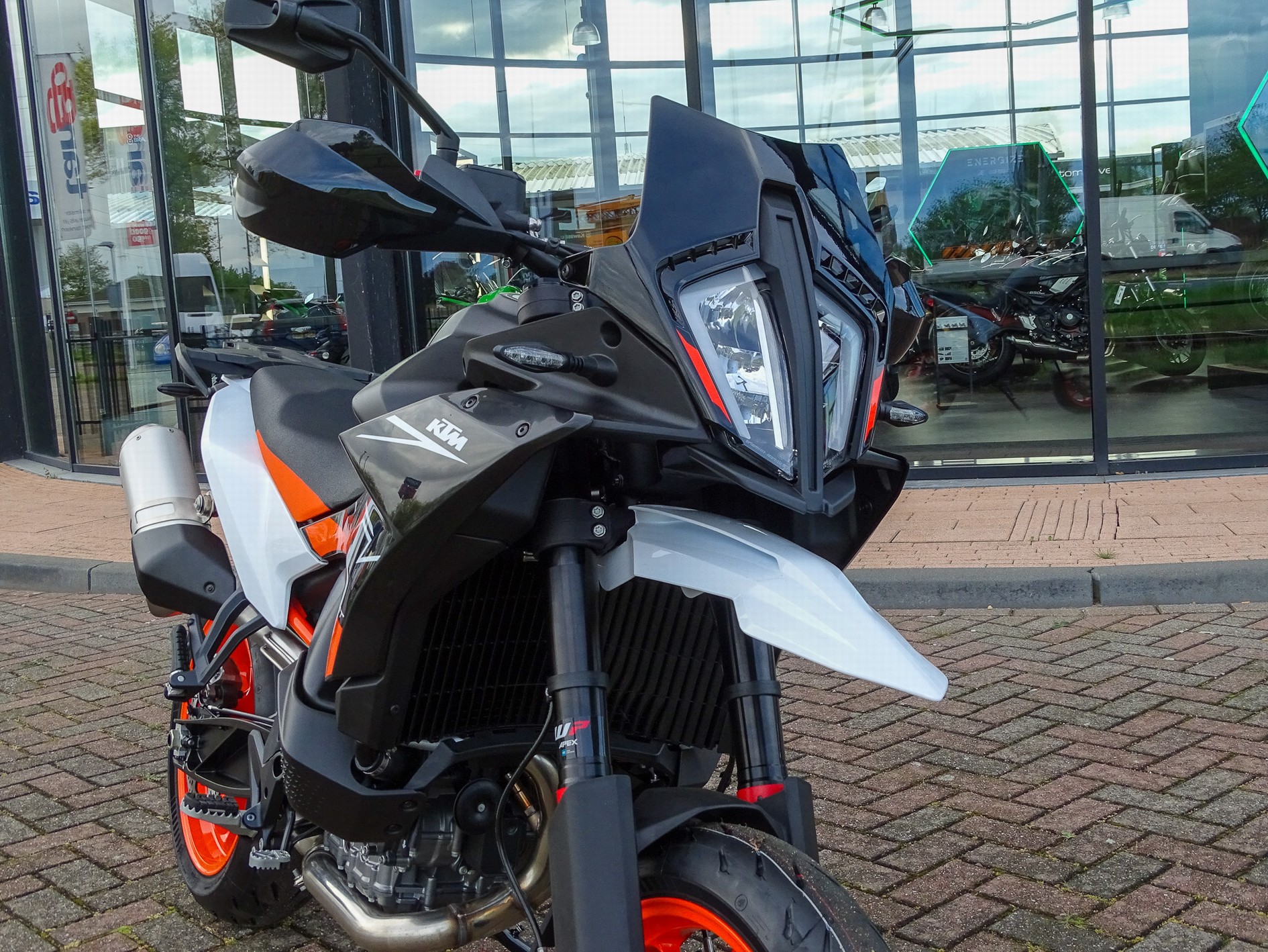 KTM 890 SMT