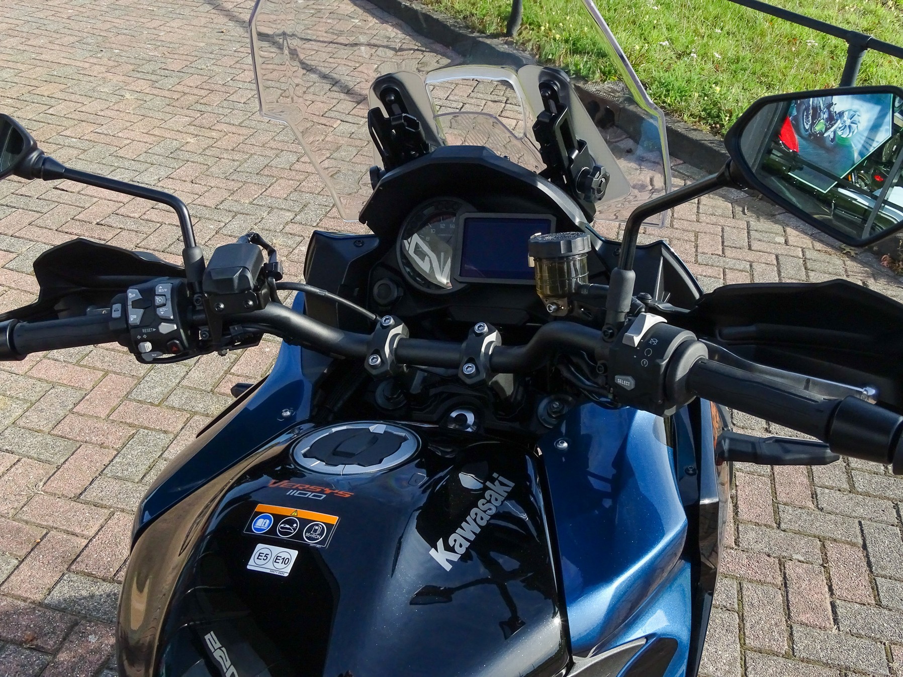 KAWASAKI VERSYS 1100 S