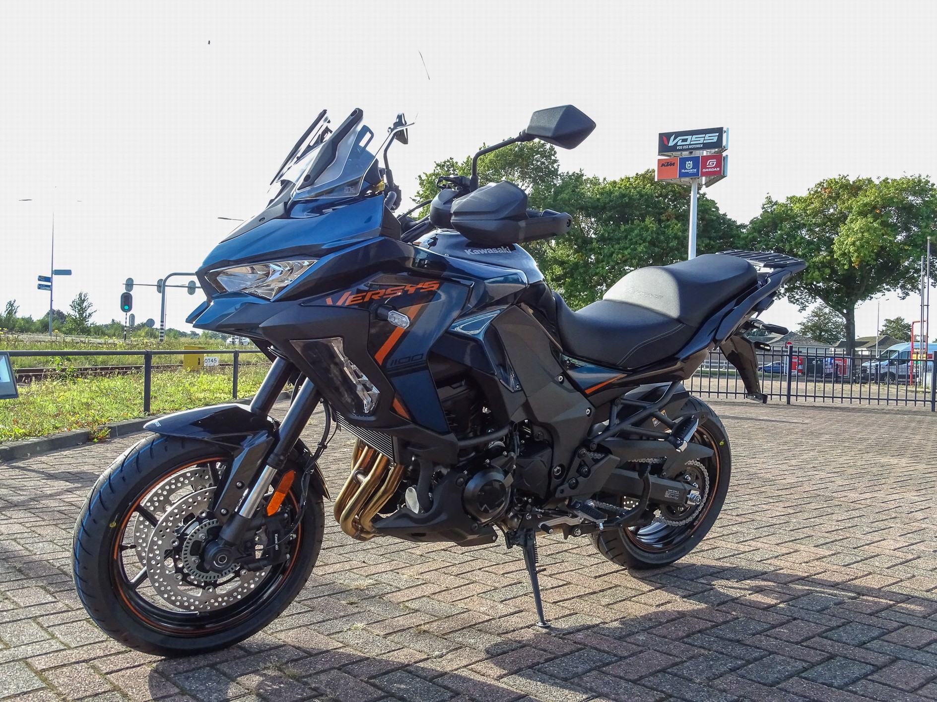 KAWASAKI VERSYS 1100 S