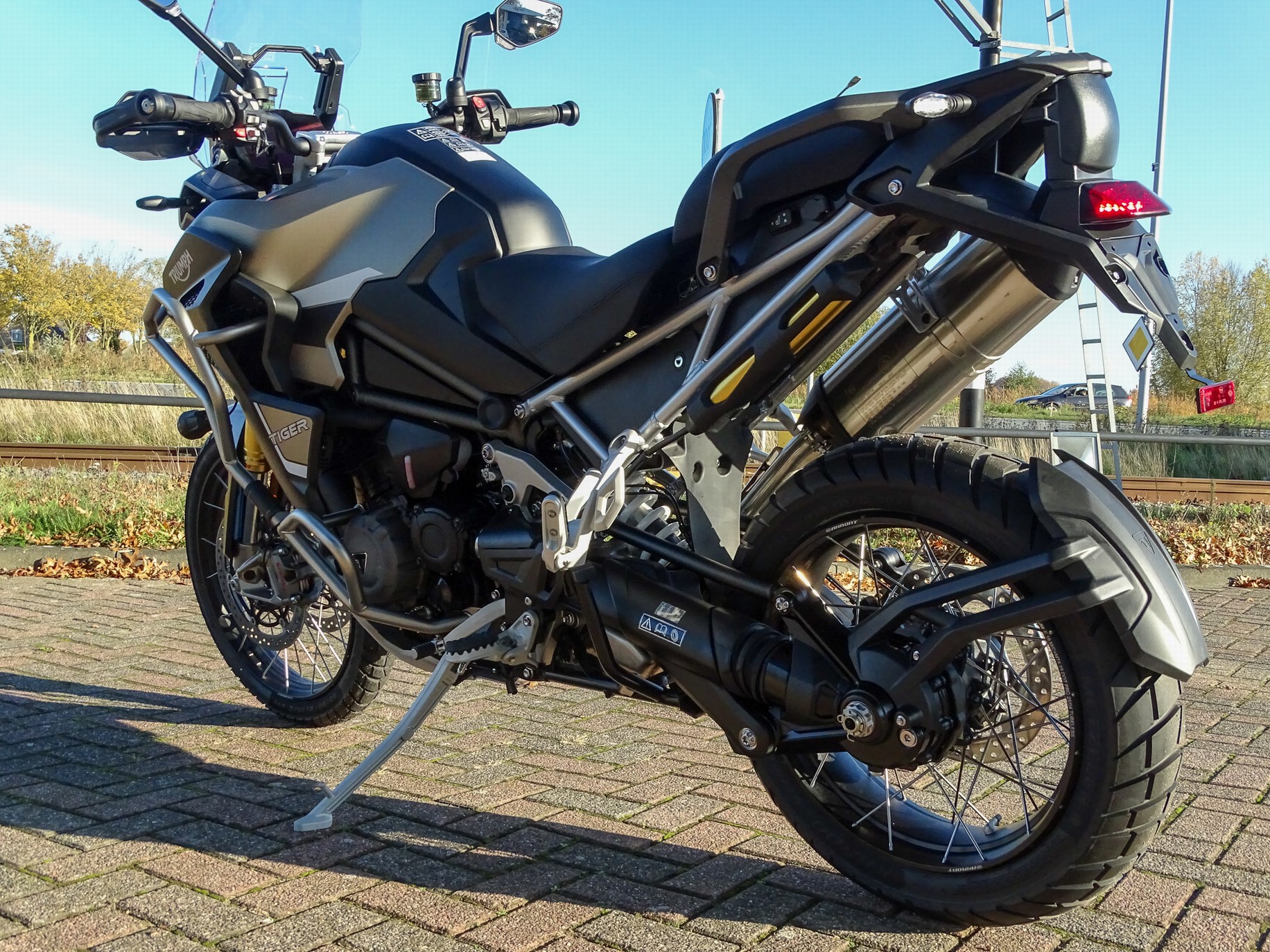 TRIUMPH TIGER 1200 RALLY EXPLORER