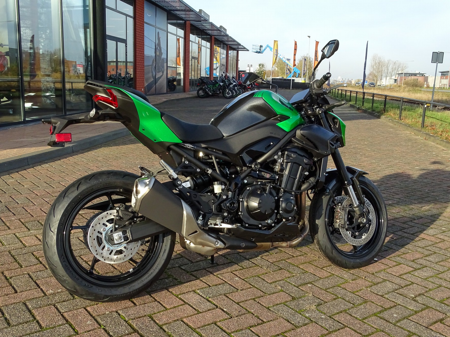 KAWASAKI Z900