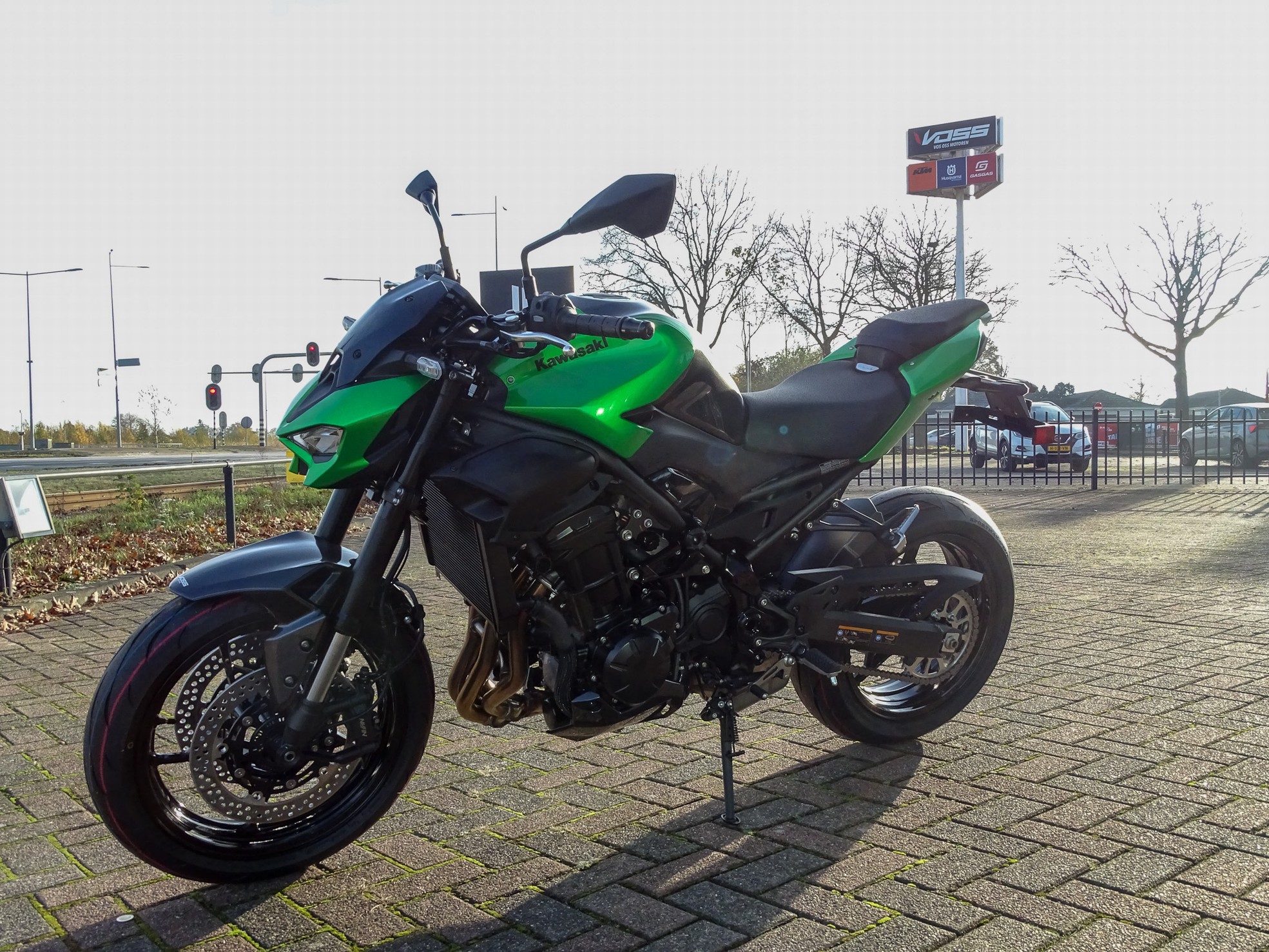 KAWASAKI Z900