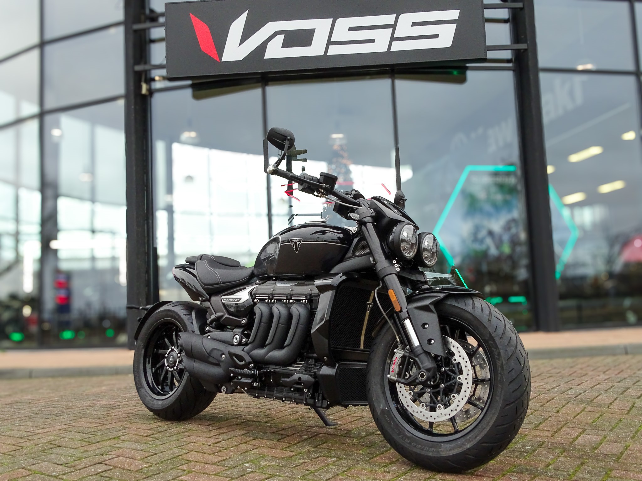 TRIUMPH ROCKET 3 STORM R