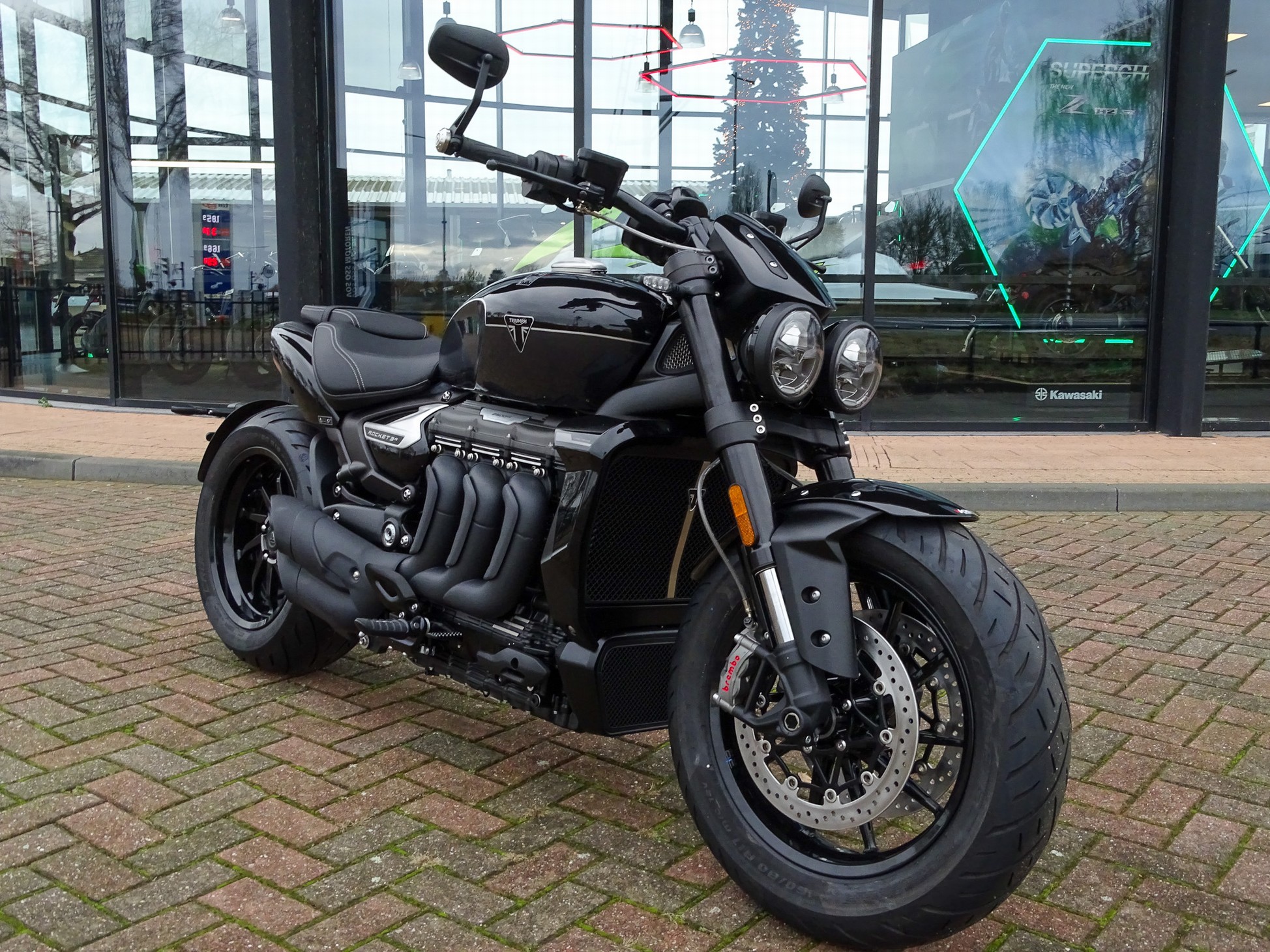 TRIUMPH ROCKET 3 STORM R